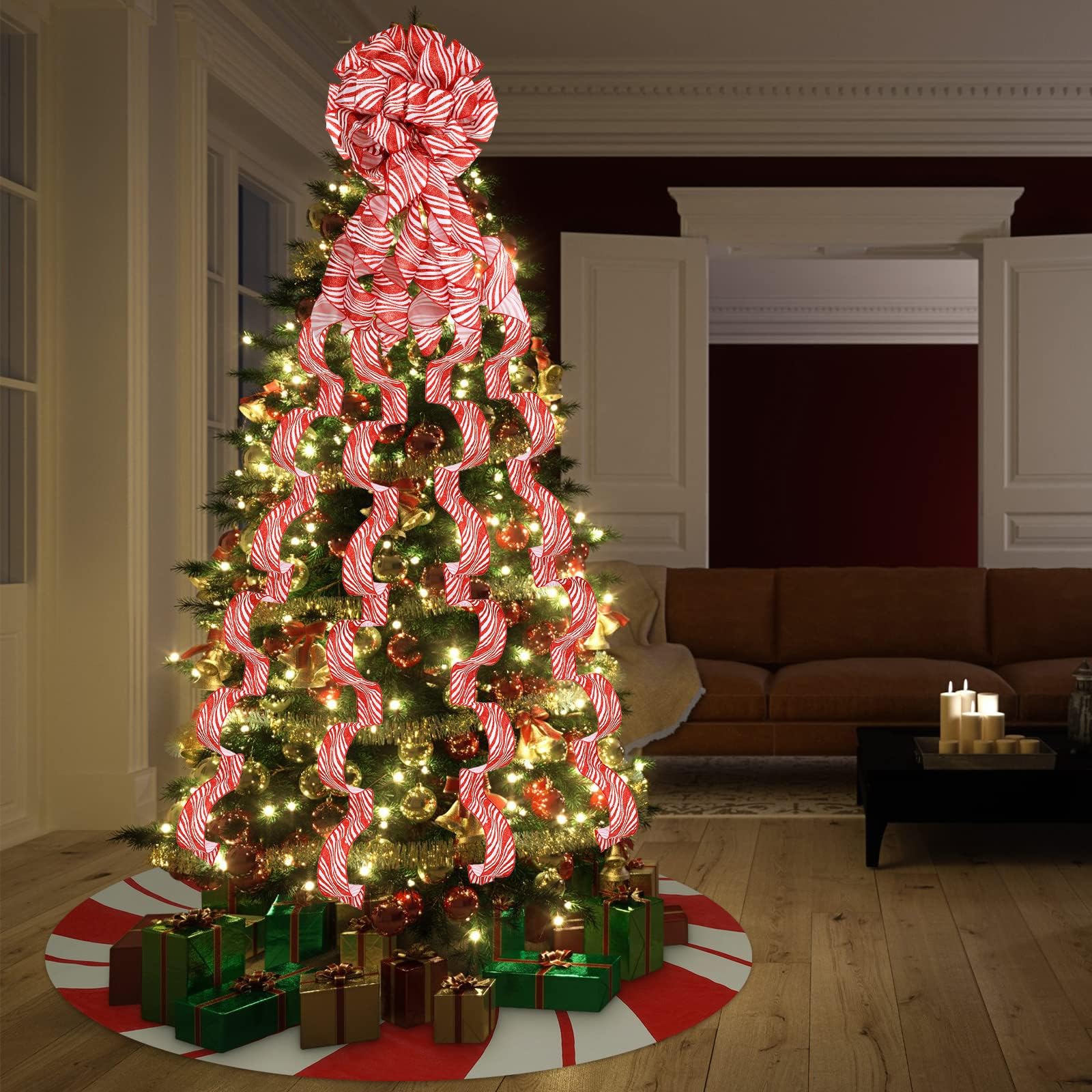 L'ensemble de décoration de sapin de Noël comprend un nœud pour cimier de sapin de Noël, un ruban à bandes décoratives, une jupe de sapin de Noël avec anneau annuel pour ferme, couronne, décorations