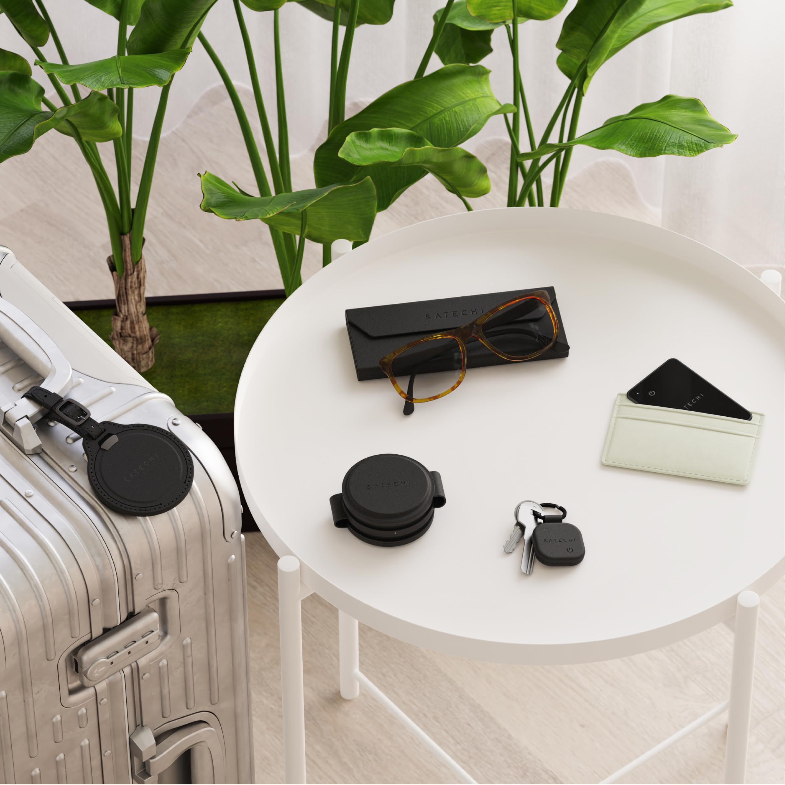 SATECHI FindAll GPS Tracker per Valigie, Apple Find My, Nero | Localizzatore Bluetooth, ricarica wireless, compatibile TSA, avvisi di smarrimento potenti, per iPhone, iPad, Mac