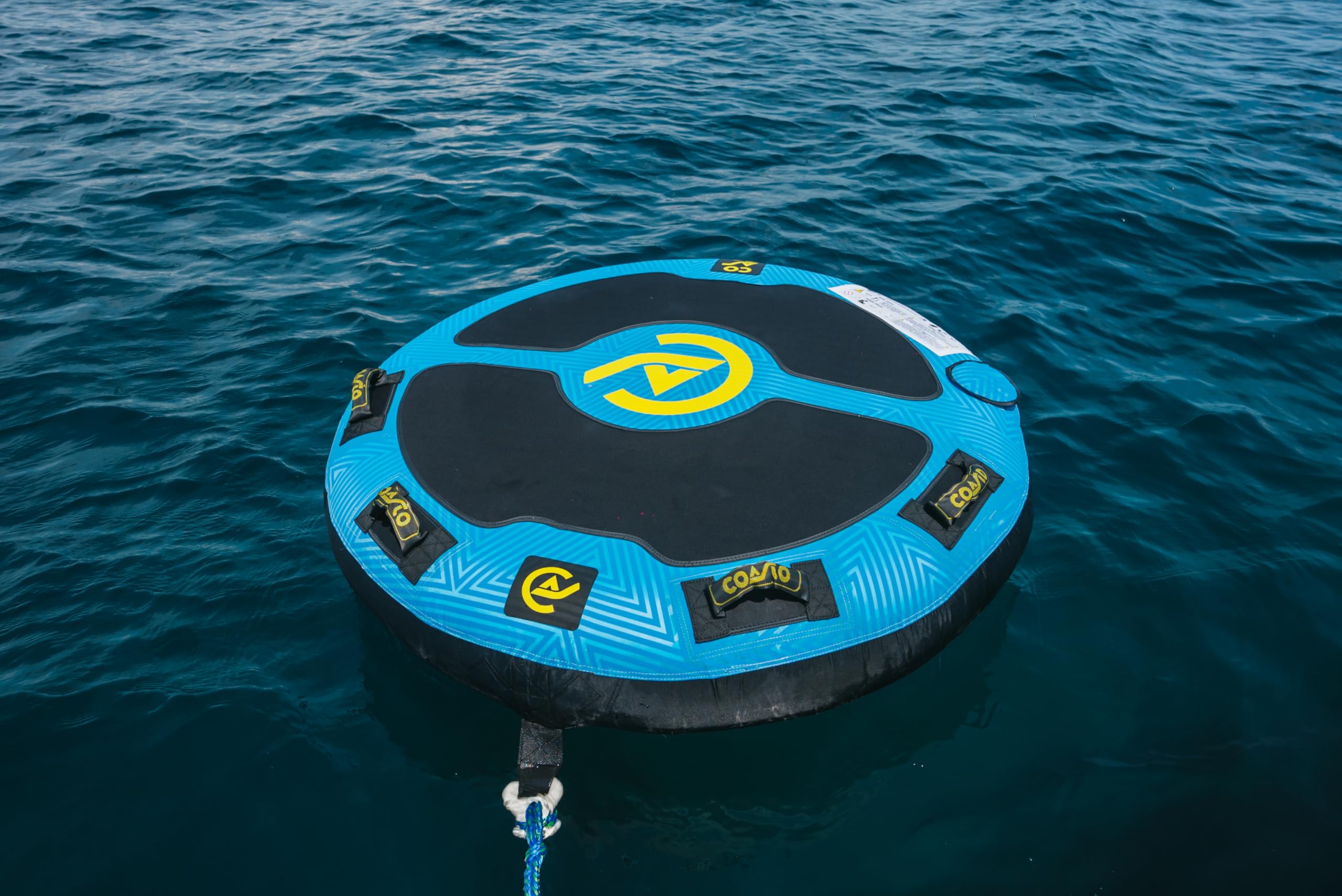 Boya remolcada Maroa COASTO - PB-CBMAROA2 - para 2 Personas - Forma: Redonda - Diámetro: 60" (152cm) Capacidad: 2 Personas Construcción: PVC 26G + Nylon 420D Bolsa de Transporte incluida