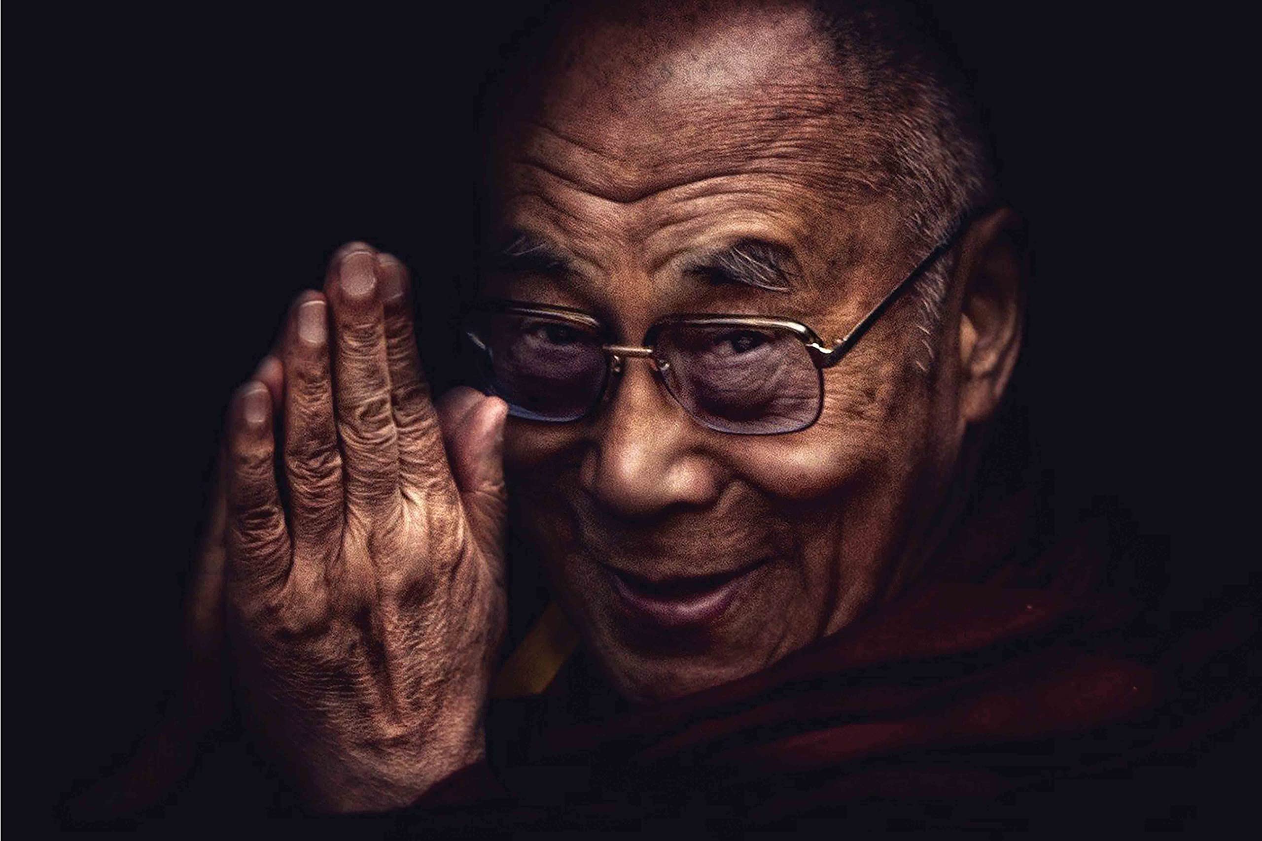 Famous Persoanlity Sticker Poster|Dalai Lama Interior Wall Poster|Poster for Colleges, Youth Hostels, Institutes|Wall D�cor|Decorative Interior Wall Art Poster|Self Adhesive Wall Sticker Paper Poster