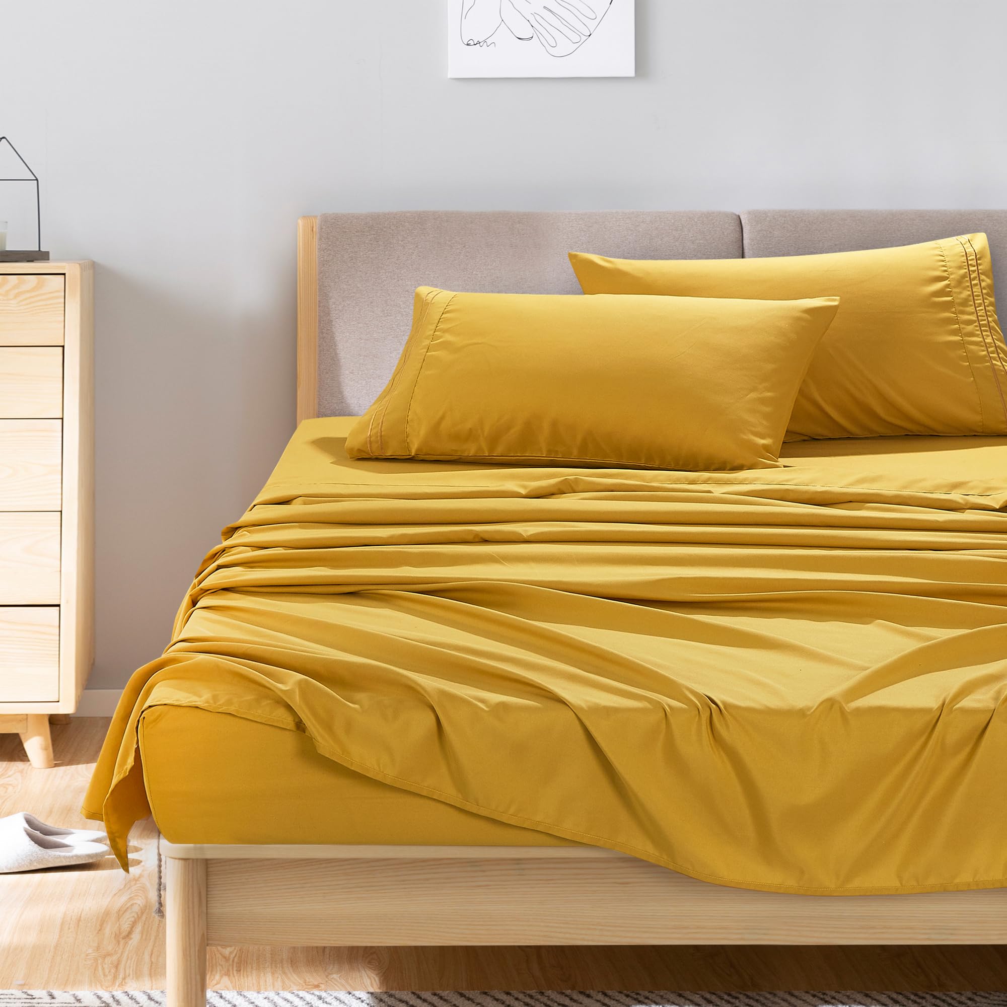 ESCA 3-Piece Turmeric Yellow Sheet Set Twin Size with Flat Sheet, Fitted Sheet, and Pillowcases