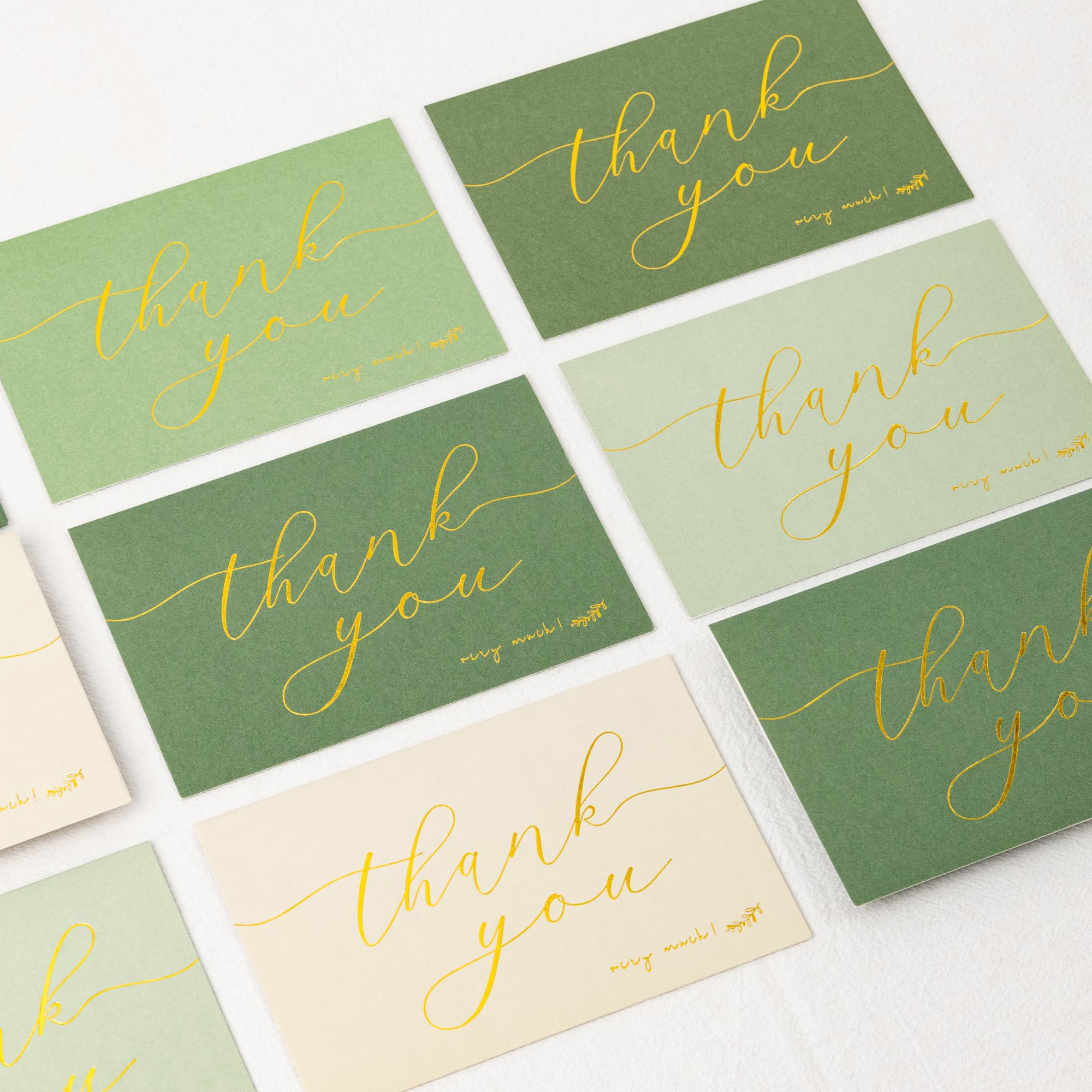 Crisky Lot de 50 cartes de remerciement vert sauge avec 50 enveloppes et 50 autocollants. Cartes de vœux simples, chics et élégantes. Parfaites pour : mariage, affaires, anniversaire, remise de