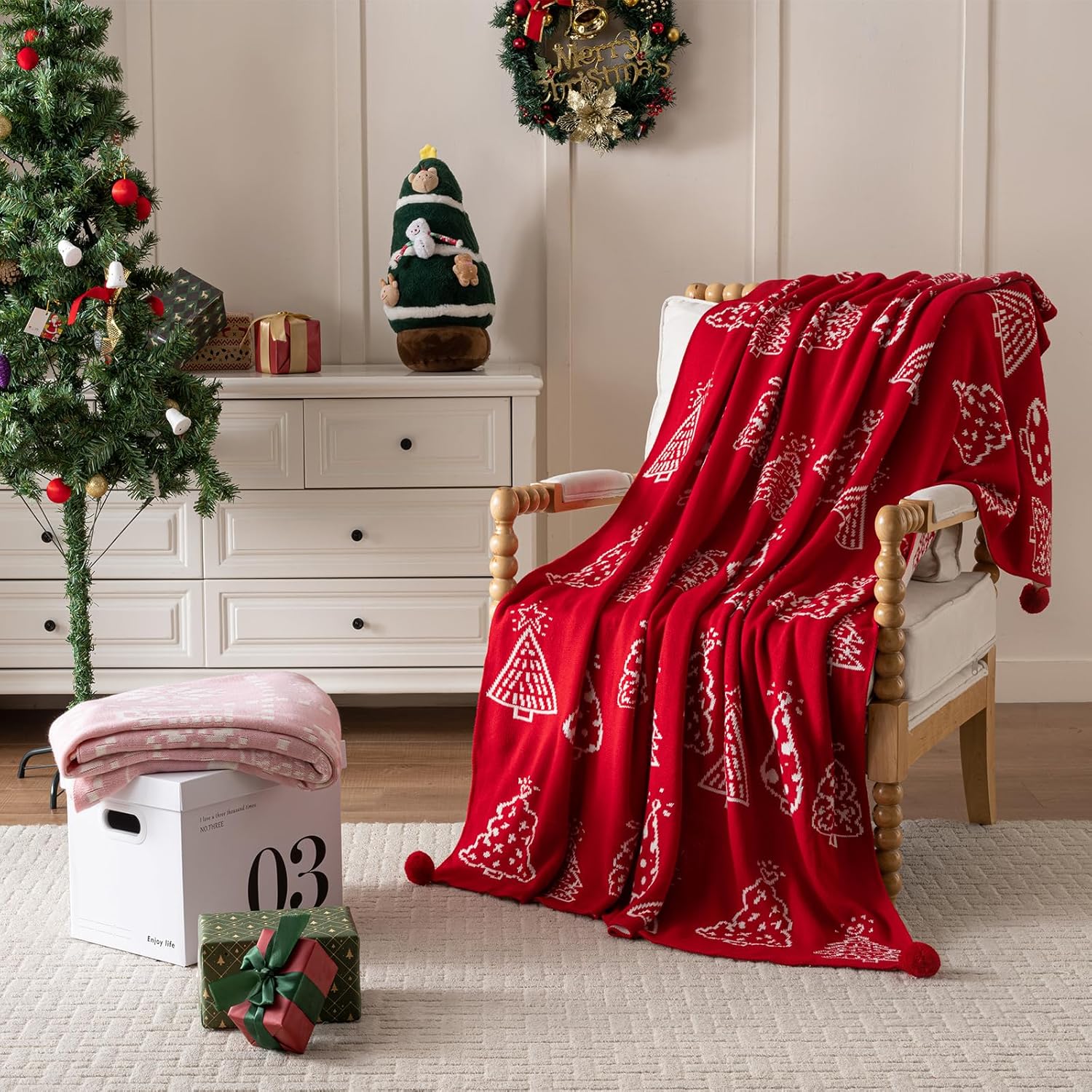 throw blanket for couch,red christmas throw blanket for bed,lightweight soft cozy warm reversible chenille christmas tree blanket,home decorative 50x60inch