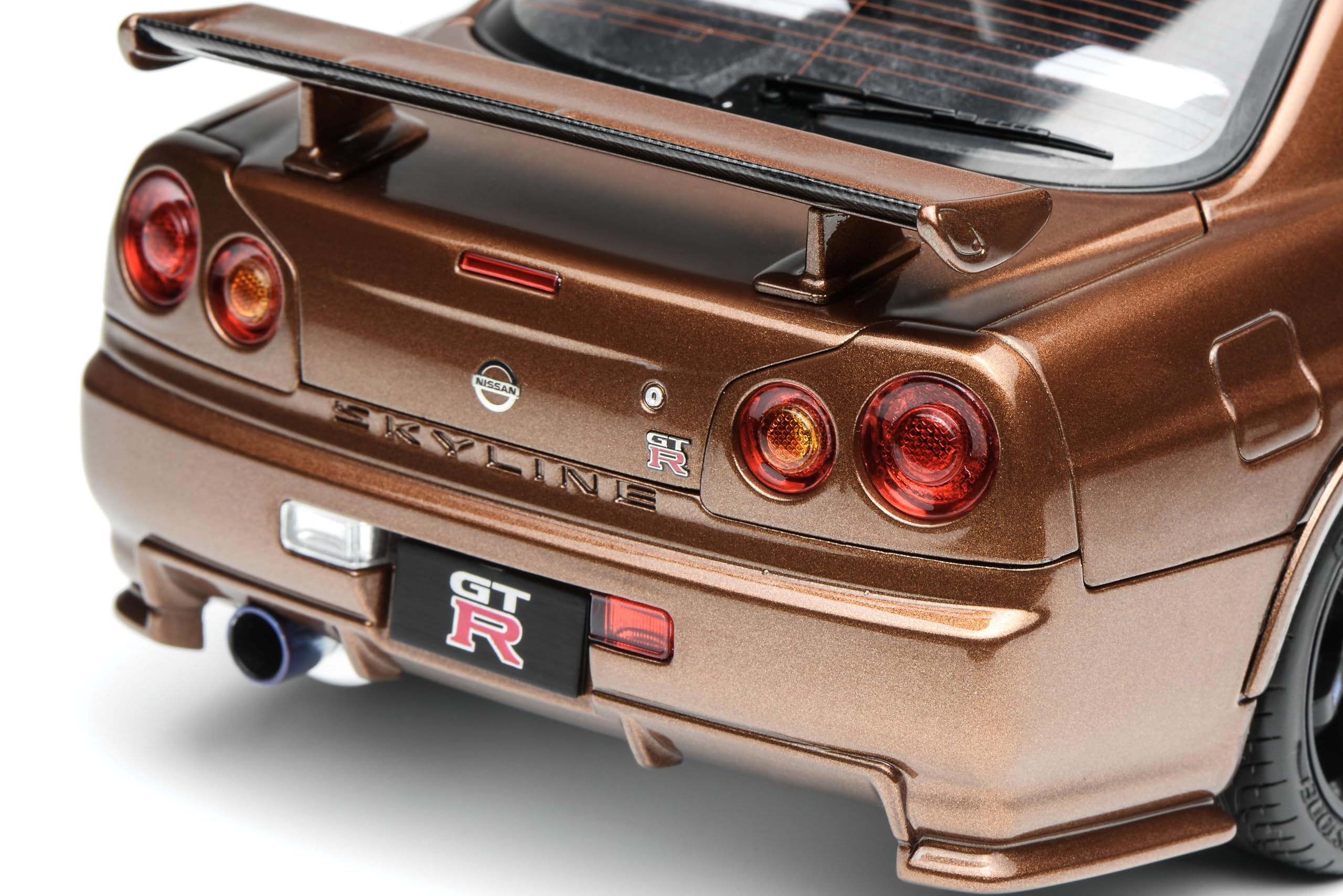 Amazon | フリースタイル (FREESTYLE) MOTORHELIX 1/18 Nissan Skyline