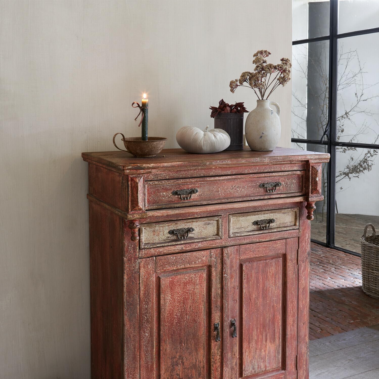 Loberon Kerzenhalter Drélovine, antikbraun | Minimalistisches Design - Setzt Stabkerzen in Szene - Nostalgischer Charme - Kerzenständer - Dekoration - Eisen