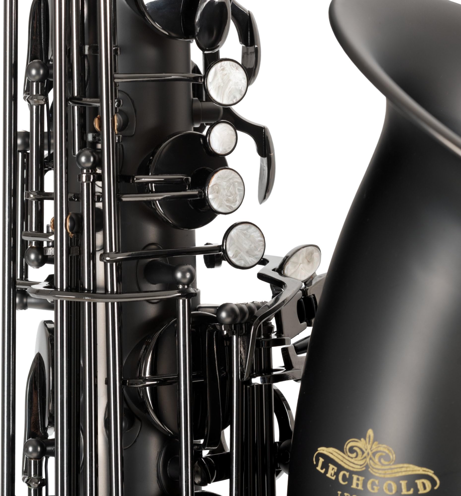 LBS-25MB Sassofono Baritono Nero Laccato, Modello: LBS-25MB | Intonazione: Eb, S-Collo: Ottone, nero laccato, Corpo: Ottone, nero laccato, Meccanica: Nichelata nera, Porta spartiti