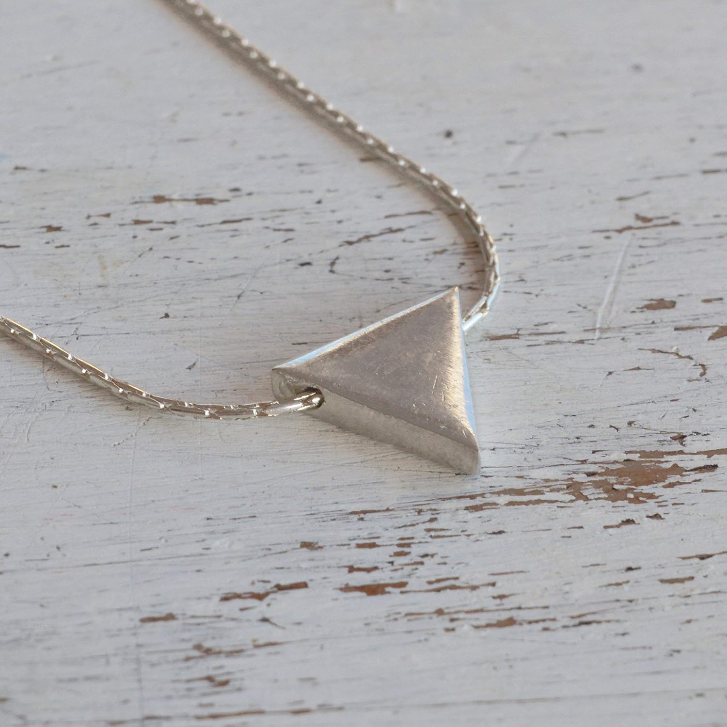 AVNIS Triangle Necklace 925 Sterling Silver Dainty Geometric Necklace Pendant Jewelry 16 inches Length+2 ex