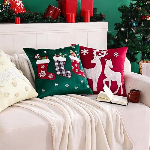Miniatura 2 de Fundas de almohada navideñas de 18 x 18 pulgadas, fundas de almohada decorativas para sofá sin relleno (paquete de 2) (rojo ciervo)
