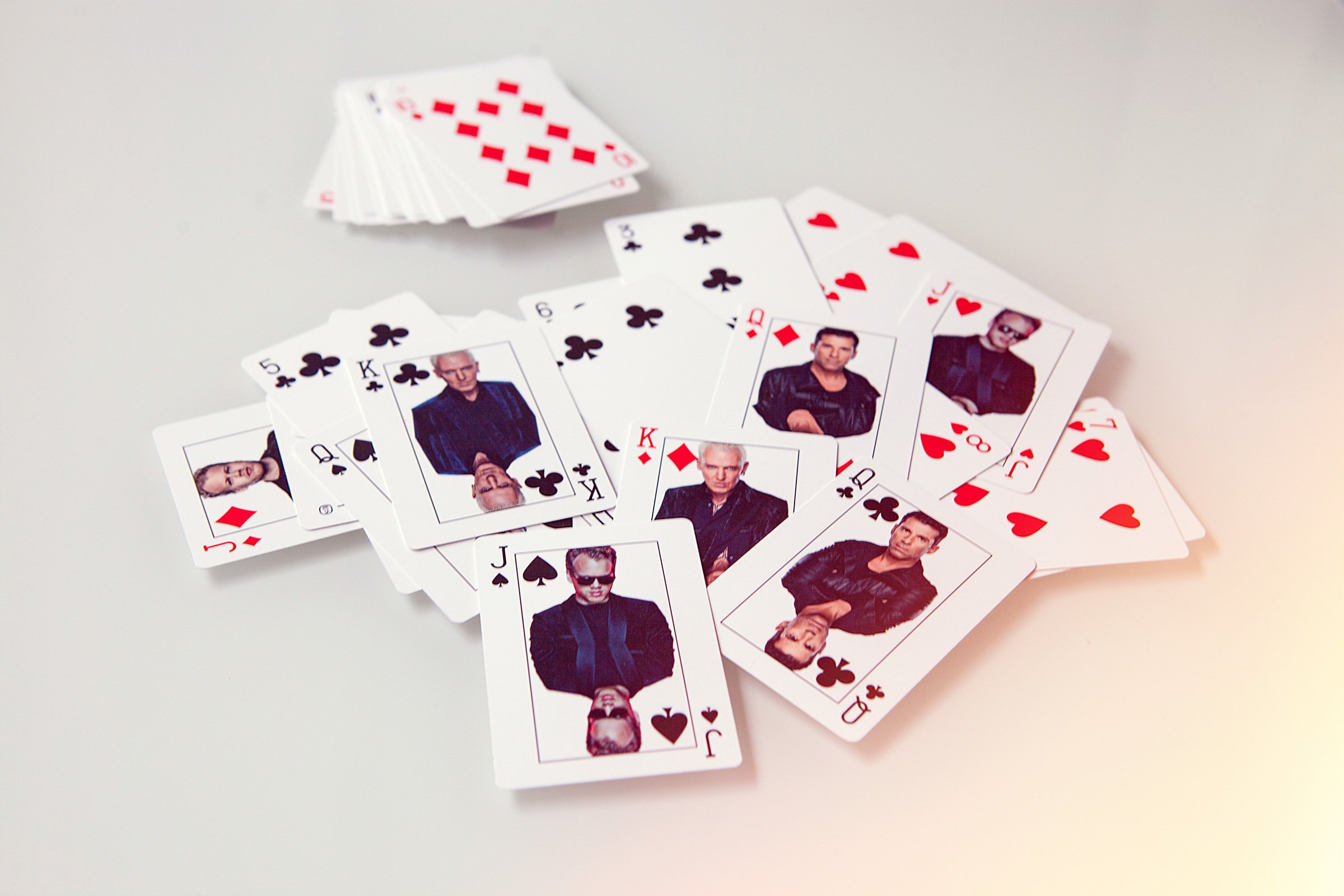 Ace Deluxe Box)