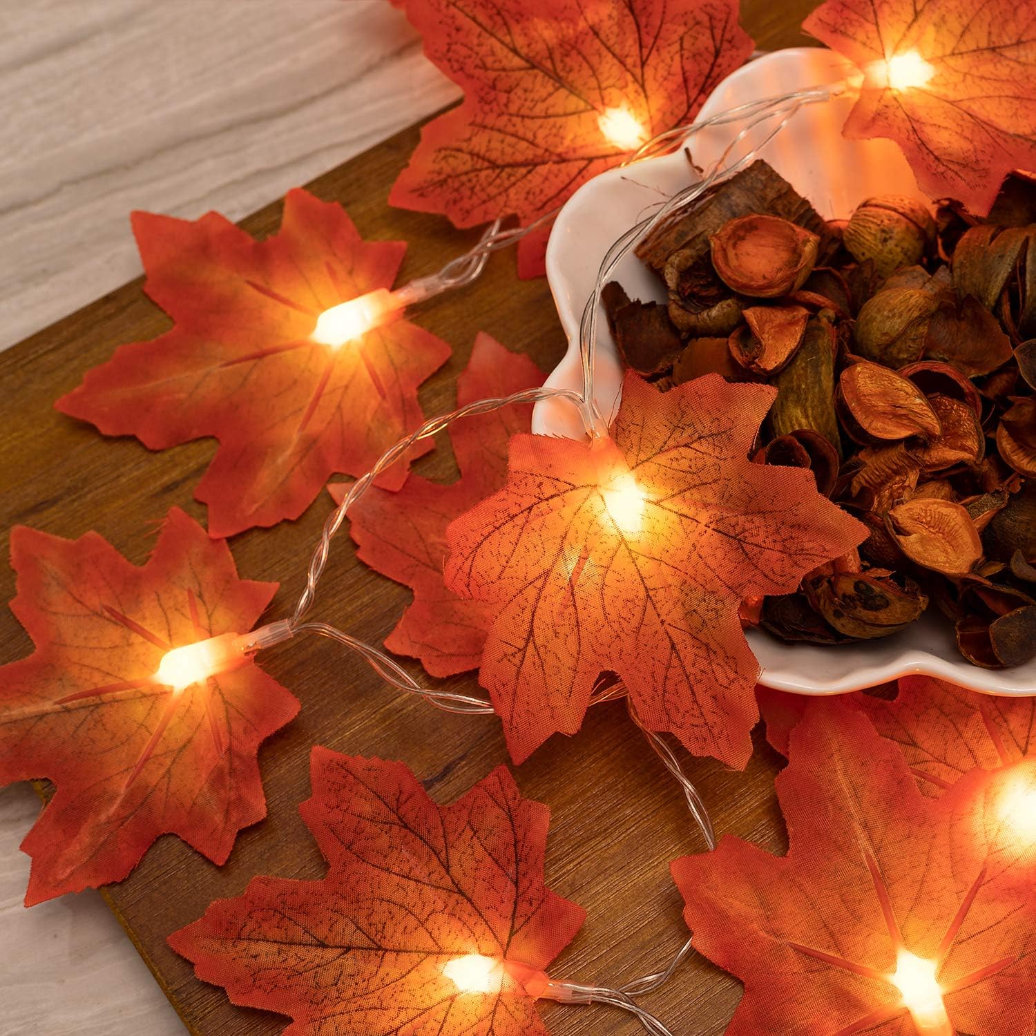 Thanksgiving Lights 20 LED,Maple Leaves String Light Fall Decorations,6.6 Ft Fall Light,2 Modes Fall Decor for Autumn Garland Light Home Indoor Outdoor Thanksgiving Decorations,Battery Operated