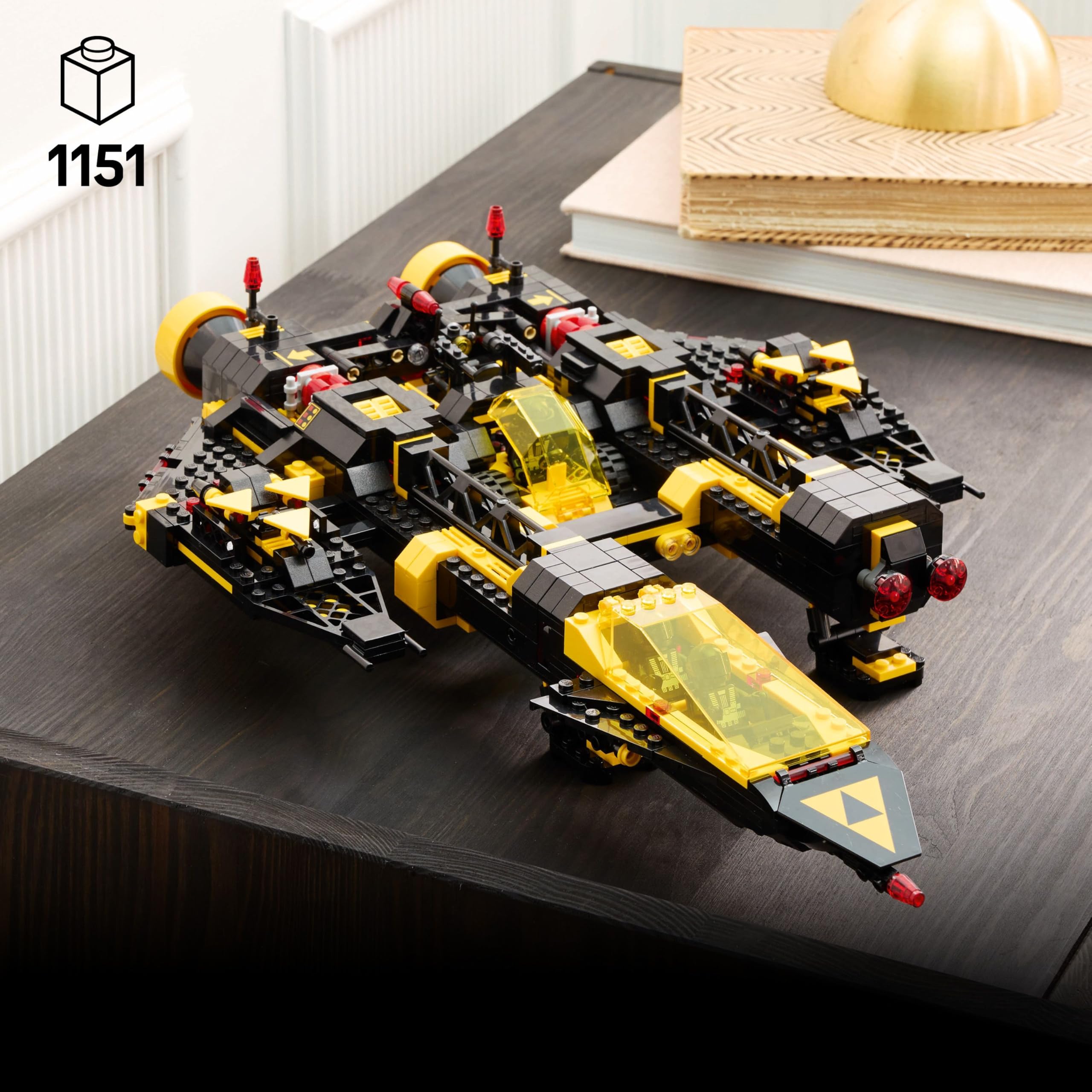 LEGO Icons Rebelde Blacktron 10355 (1.151 Peças) | Amazon.com.br