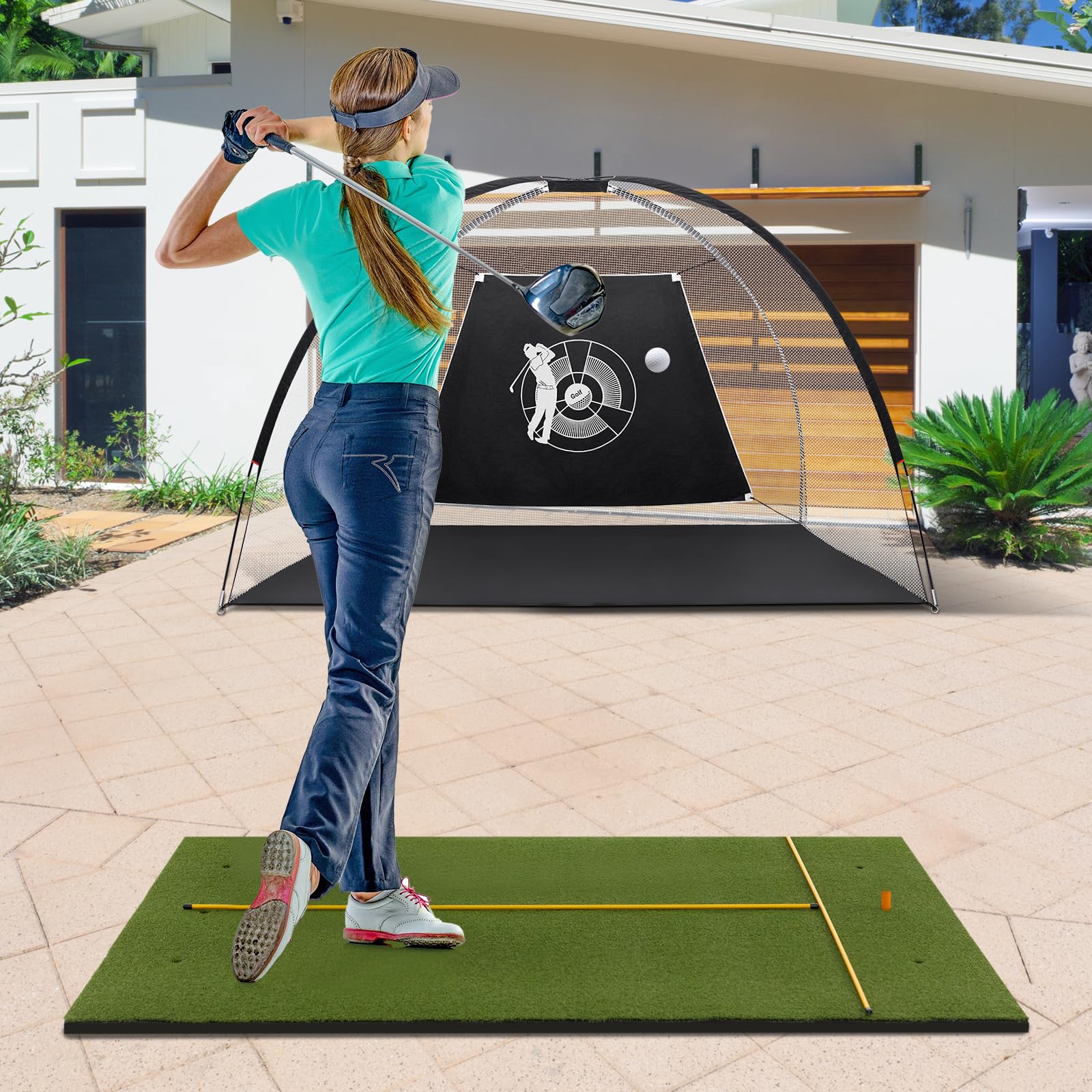 GYMAX Golf Abschlagmatte, Golf Übungsmatte mit 2 Gummi-Tees, 2 Ausrichtungsstäben & 6 Abschlagpositionen, Golf-Schlagmatte für Schwung-Training, Golfmatte für Indoor & Outdoor, 152 x 92 x 2 cm