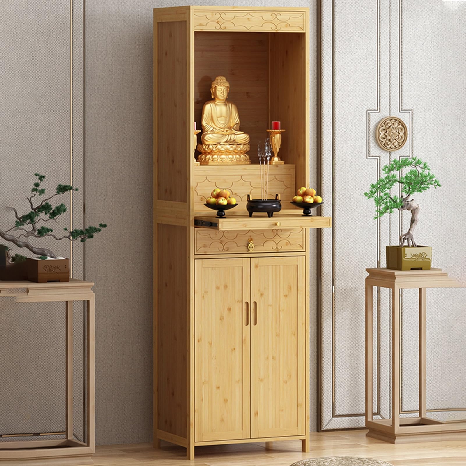 Sanctuaire personnel pour Bouddha avec table de puja en bambou véritable