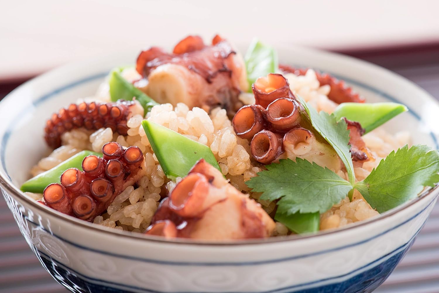 Amazon 港ダイニングしおそう たこ 柔らか煮 900g 300g 3袋 醤油味 北海道産 タコ足 冷凍 港ダイニングしおそう タコ 通販