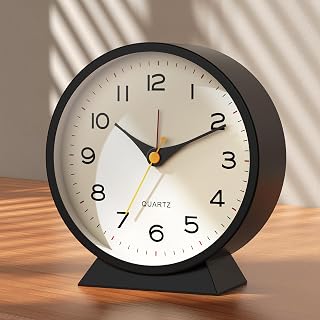 AYRELY®4.5 Zoll Wecker Analog ohne Ticken, Kleiner Retro-Metall-Tischuhr, batteriebetrieben, mit Nachtlicht für Kinder und Erwachsene. Ideal für Nachttisch, Schlafzimmer und Wohnzimmer-Deko (Schwarz) - Amazon product rated Grade A