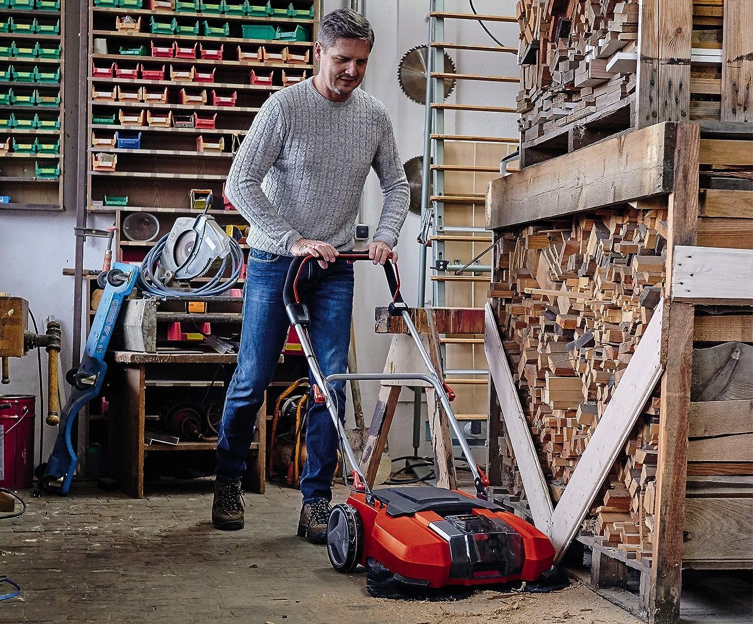 Einhell Akku-Kehrmaschine TE-SW 18/610 Li-Solo Power X-Change (18 V, Li-Ion, 20 L Schmutzbehälter, 61 cm Arbeitsbreite, Parkposition, verstellbarer Lenker, abnehmbare Lippe, Ein-und Ausschalter)