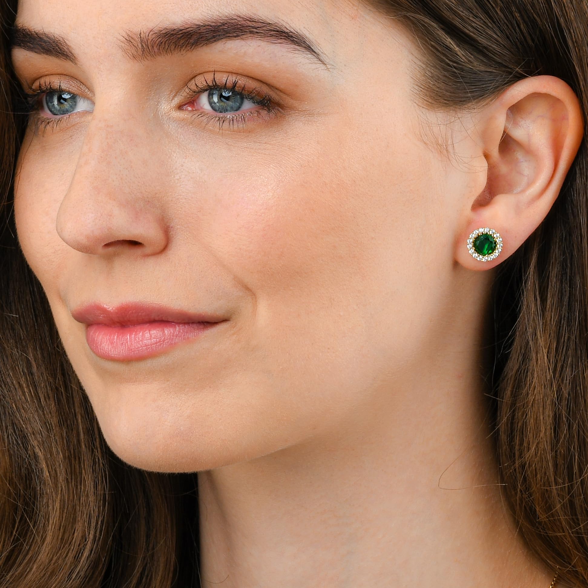 Diamond Treats Strahlenkranz-Ohrstecker aus 925 Sterling Silber mit Cubic Zirkonia in Weiß, Blau, Grün, und Rot, massive Silber runde Ohrstecker für Damen