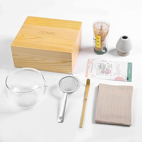 Exquisite Matcha Ritual: Bamboo Matcha Whisk and Bowl Set in a Serene Wooden Case