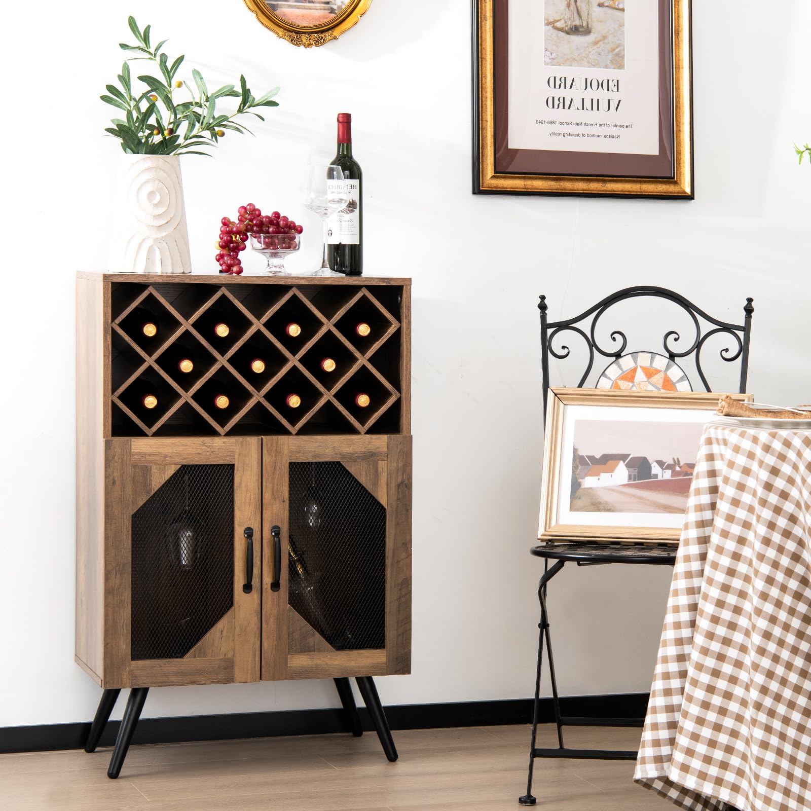 KOMFOTTEU Weinschrank für Küche, Buffetschrank mit herausnehmbarem Flaschenregal und Getränkehalter, Sideboard mit 2 Netztüren und Kippvorrichtung, Wein Schrank für Esszimmer, Wohnzimmer