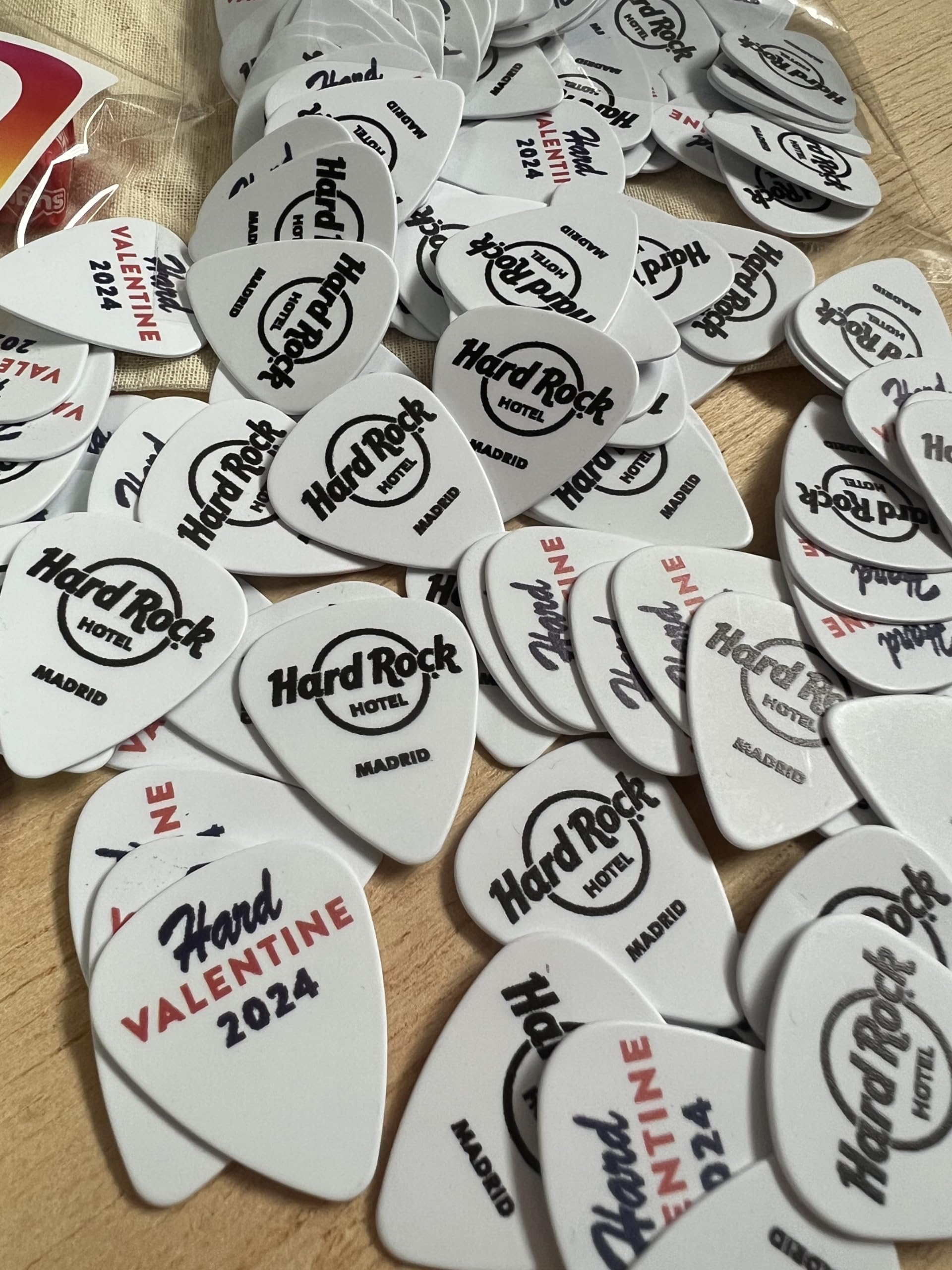 Uvimark | 50 Púas Personalizadas con Diseño o Foto | Regalos de Empresa | Detalles de Boda | Púas de Guitarra Personalizables | Merchandising