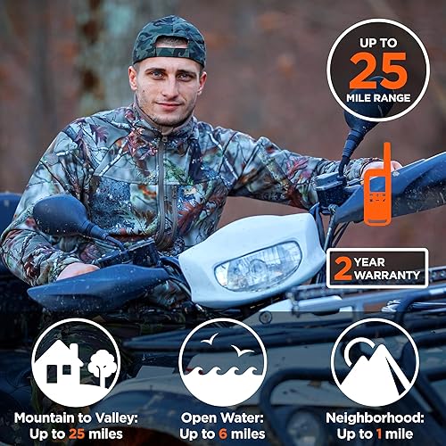 Vista 18 de Motorola Solutions, FRS portátil, T270, Talkabout, radios bidireccionales, recargable, 22 canales, 25 millas, negro con azul, paquete de 2