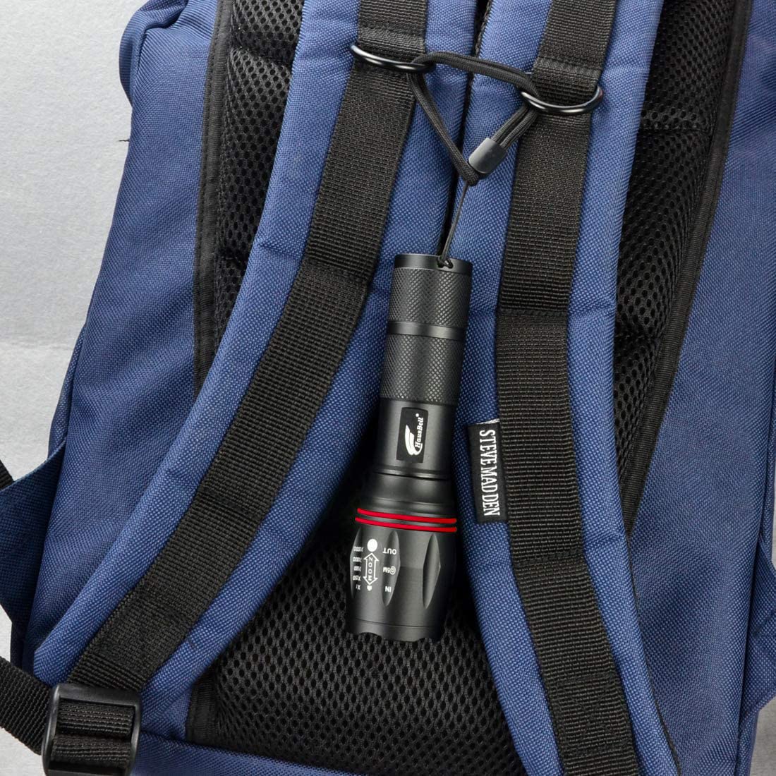 HAUSBELL LED Taschenlampe 2000 Lumen (2 Stück), Superhelle Taschenlampe mit 5 Modi, Zoom-Funktion, Batteriebetrieben, Wasserfest – Taktische Taschenlampe für Camping, Wandern & Notfälle (Schwarz)