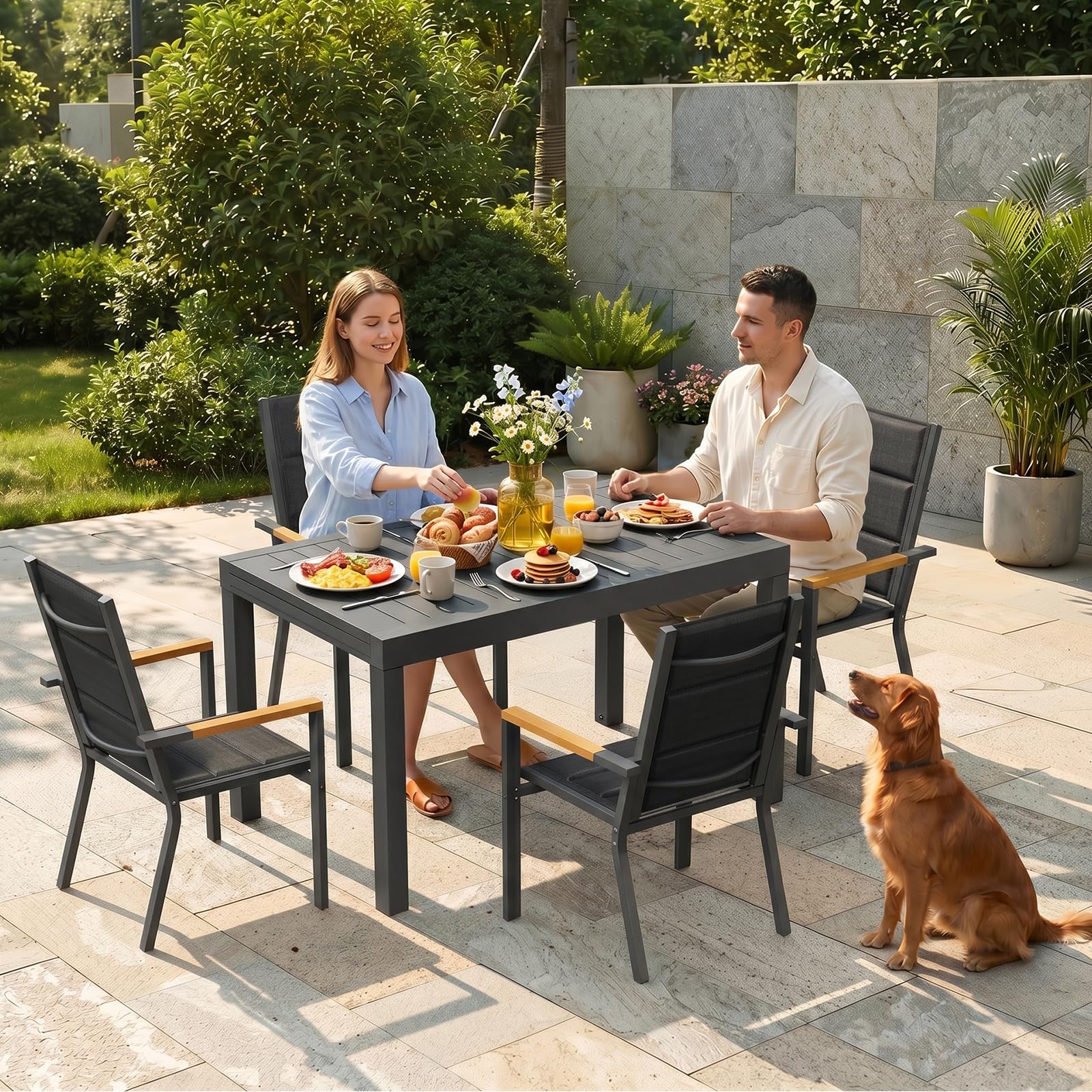 TRIUMPHKEY Gartenstuhl aus wetterfestem mit Holzkorn Handlauf, Aluminium Outdoor Garten Stapelstühle mit Baumwollsitz für Balkon, Terrasse, Garten - Set aus 2 Stück, DunkelGrau