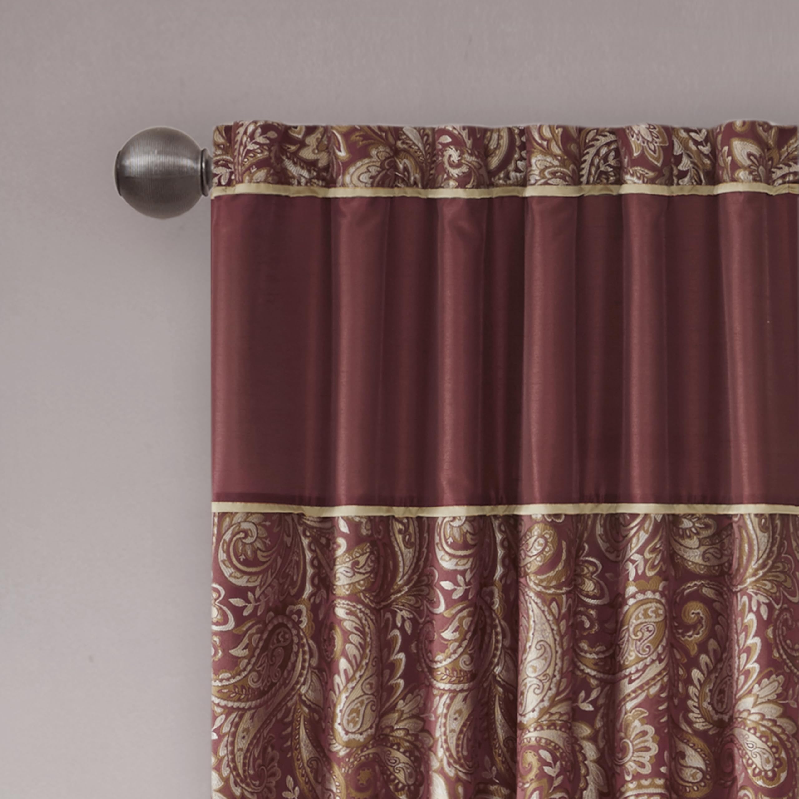 Madison Park Aubrey Rideau Jacquard Imitation Soie Cachemire avec Passe-Tringle pour Salon, Cuisine, Chambre à Coucher et dortoir, 127 x 213,4 cm, Bordeaux