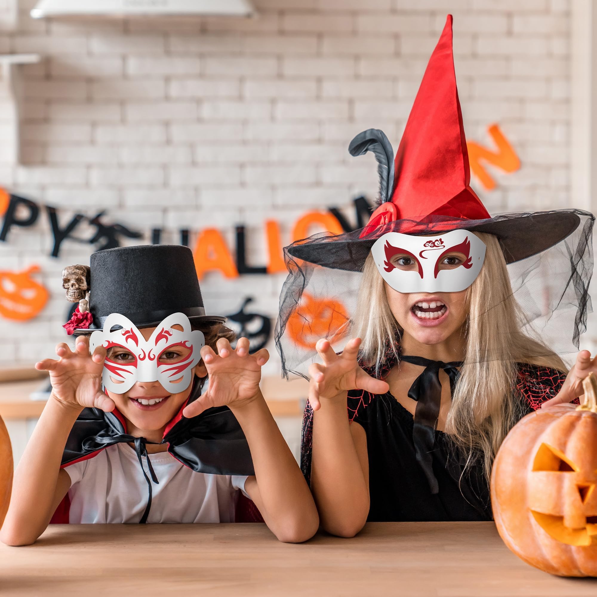 40 maschere di carta bianca per fai da te, mezza faccia, dipinte a mano, per graffiti, con pennelli acrilici, per feste di Halloween, carnevale, cosplay, feste