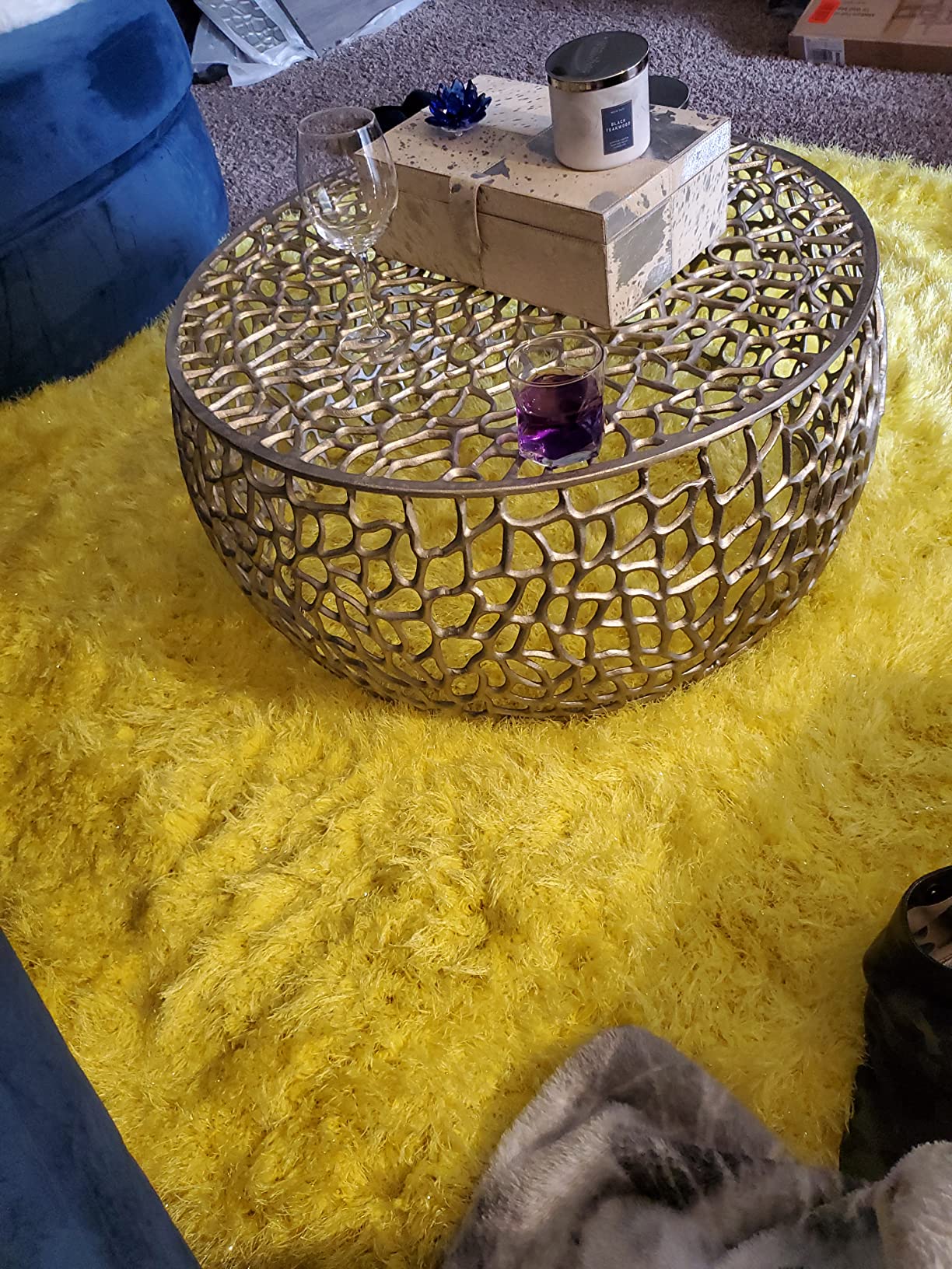 53/mo Finance Meridian Furniture Priya Collection Modern Contemporary Solid Aluminum Round