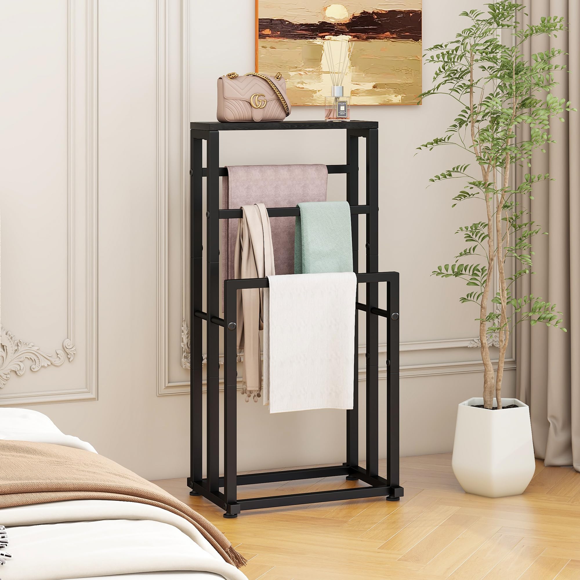 Porte-Serviettes Autonome pour Salle de Bain, 3 Niveaux en métal, Support d'échelle, séchage et présentoir avec étagère pour Chambre à Coucher, Salon, Noir