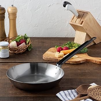 Amazon｜遠藤商事(Endo Shoji) TKG 鉄フライパン 20cm 内径×深さ