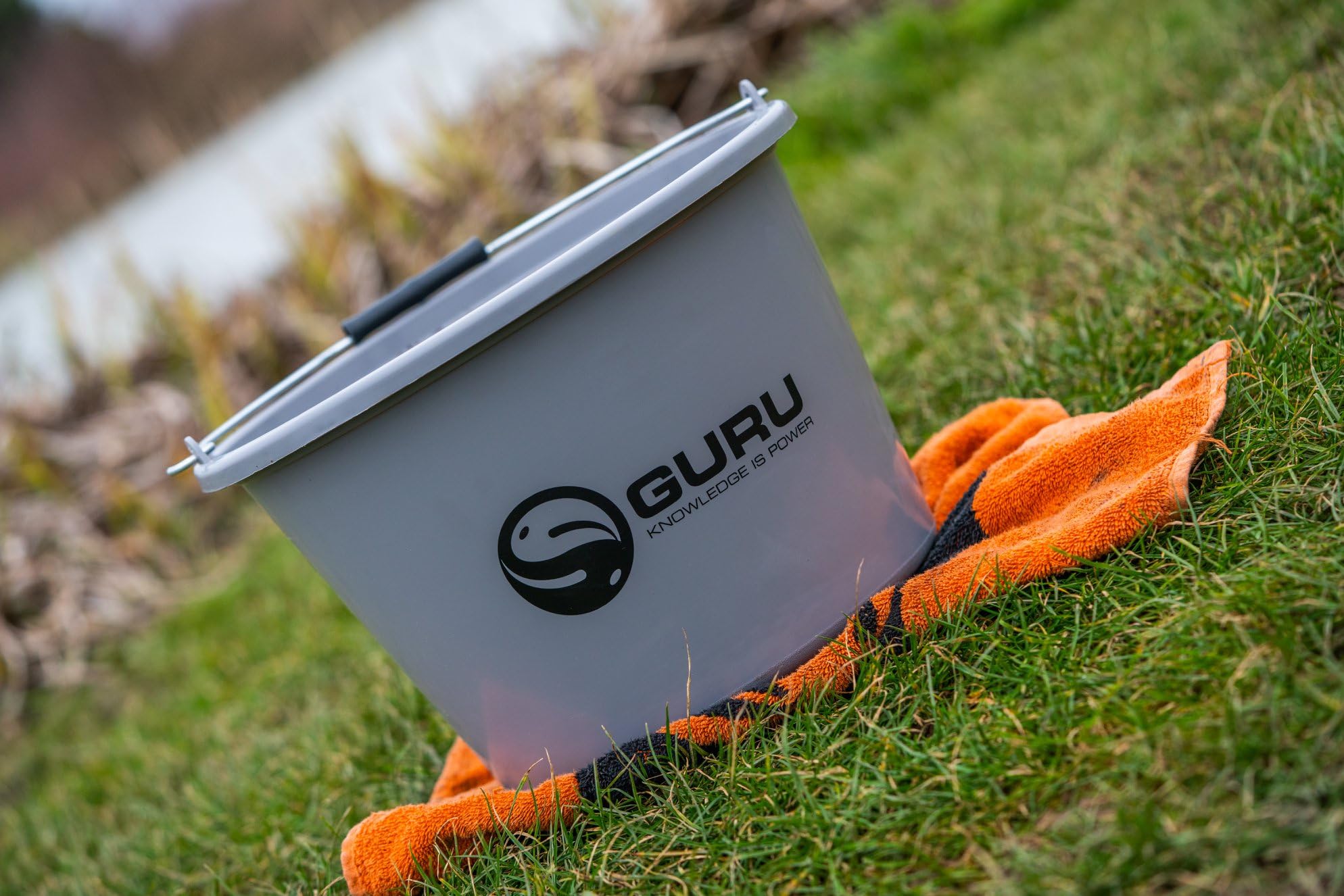 Tackle Guru Bucket 12l C/0 ADVANCED ANGLING SOLUTIONS LTD, Grey