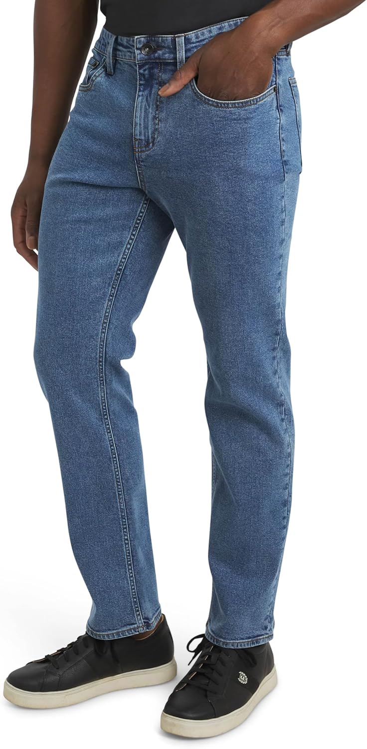 Chaps Men's 5 Pocket Relaxed Fit Stretch Waist Denim Jeans