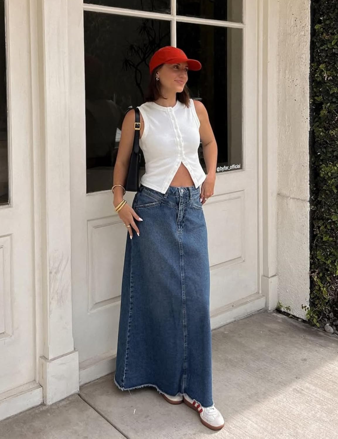 Women's Button Down Tank Tops Cropped Ribbed Knit Summer Vest Sleeveless Slim Fit Y2K Going Out Tops - Image 5