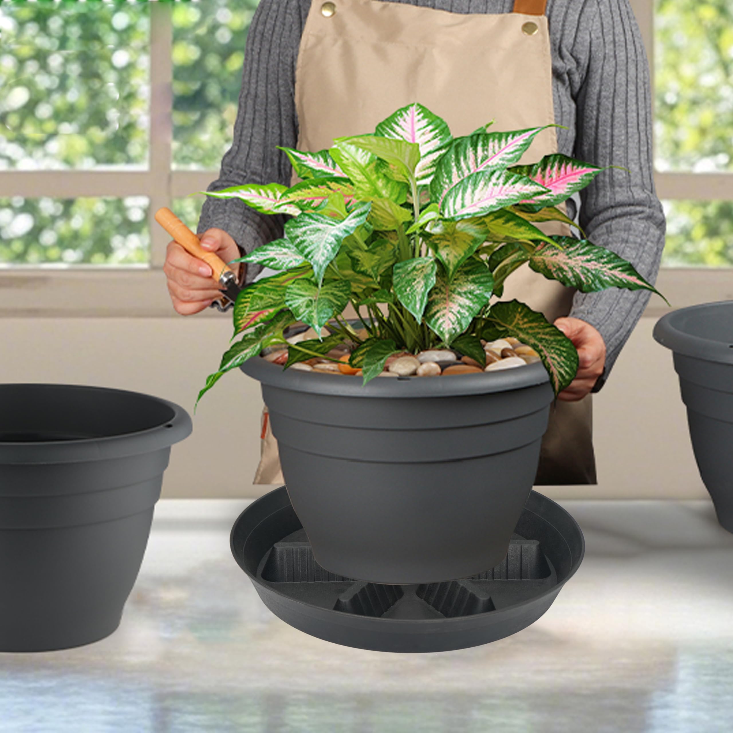Amazon.com : 2 Pack Plant Saucer 17 inch 2 Pack, Raised Middle Plant Trays  for Pots, Large Plastic Plant Saucers for Indoors, Water Tray for Plants,Drip  Trays Plant Stand Water Catcher Tray,