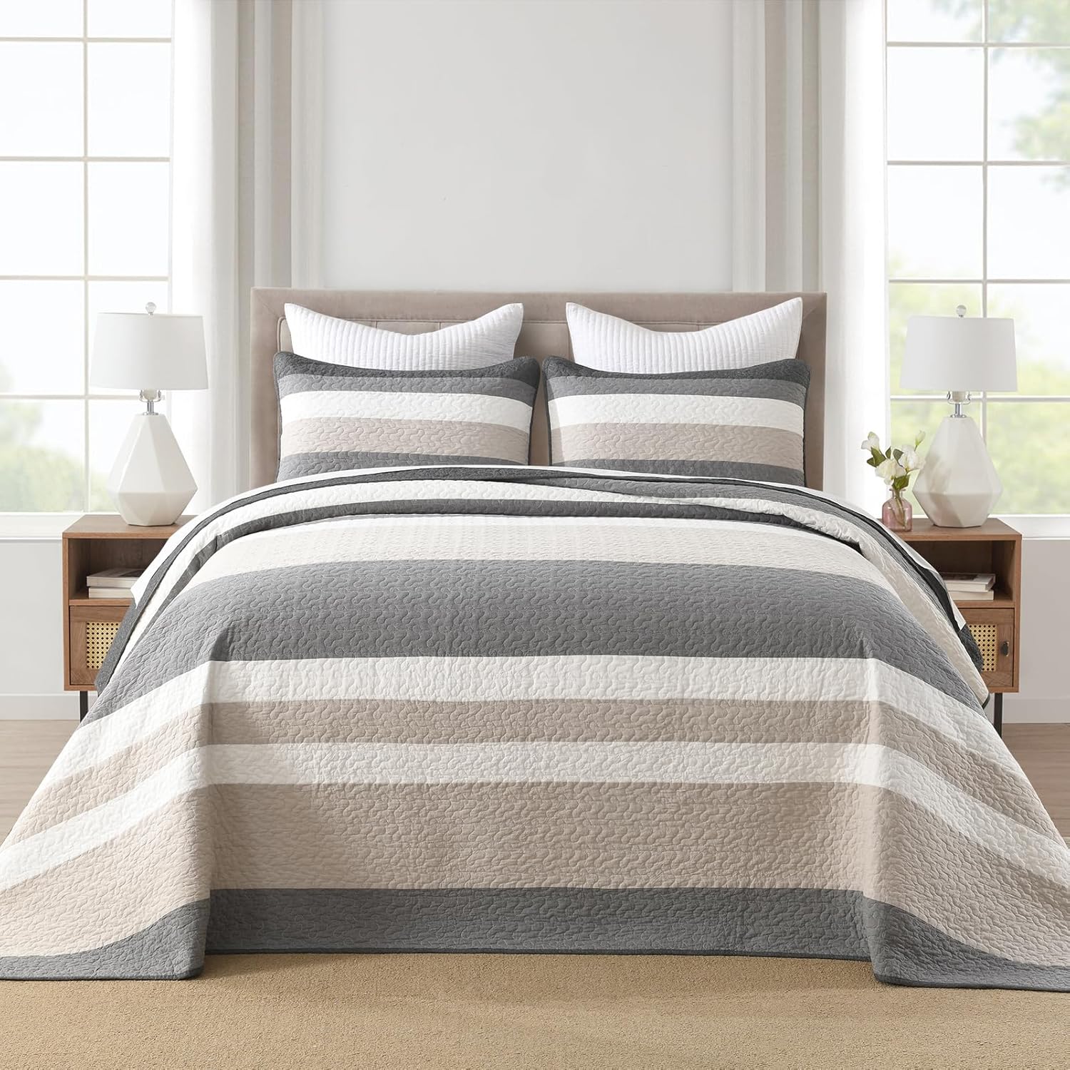 DDUOXIN Oversized Queen Bedspread - 102 W x120 L Extra Wide - Yarn Dyed 100% Cotton Stripe California Quilt with 2 Pillowcase, Reversible Soft Oversize Bedspreads Coverlet Bedding Set, Gray