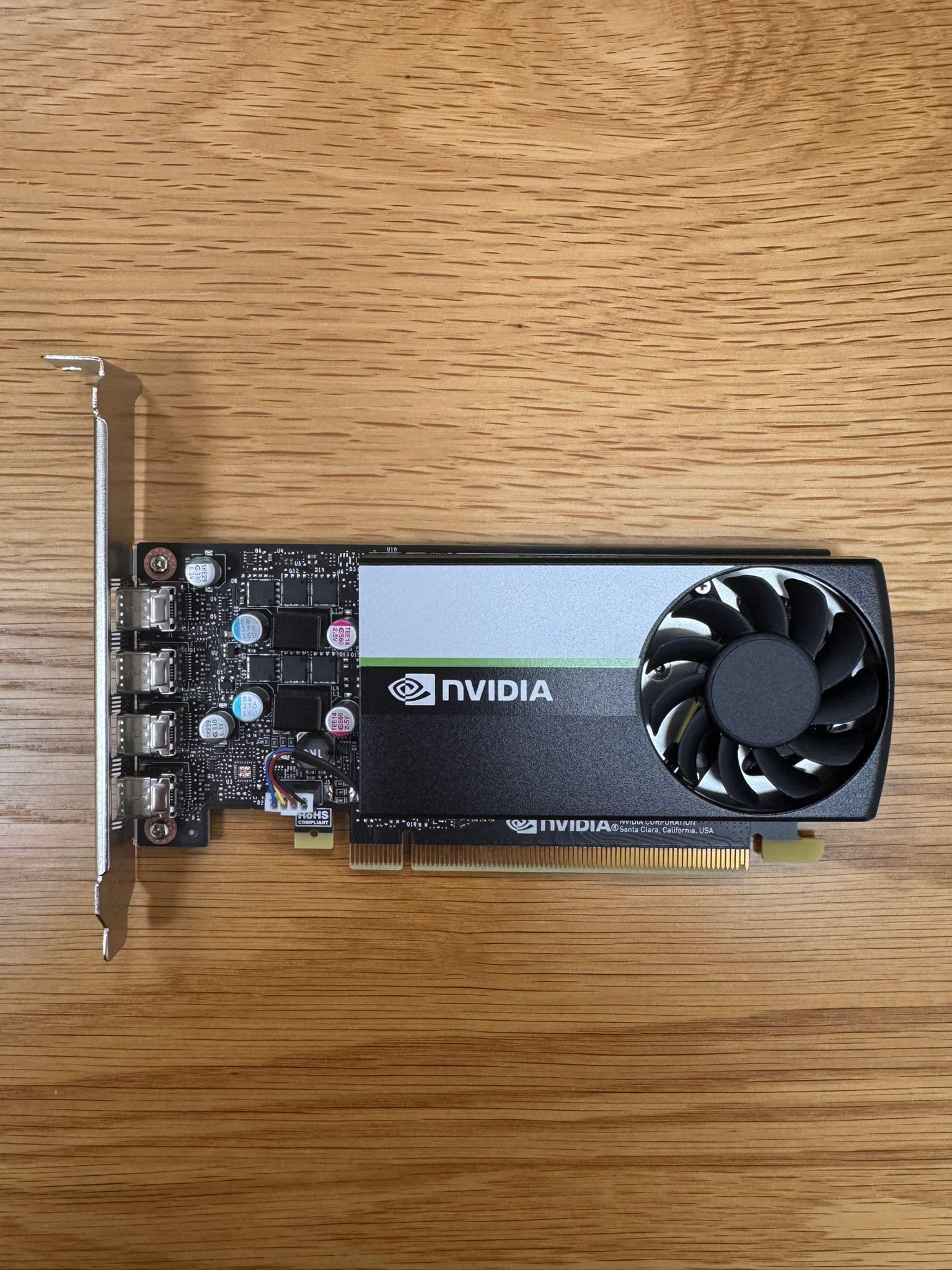 Amazon | PNY Quadro T1000 4GB GDDR6グラフィックスカード