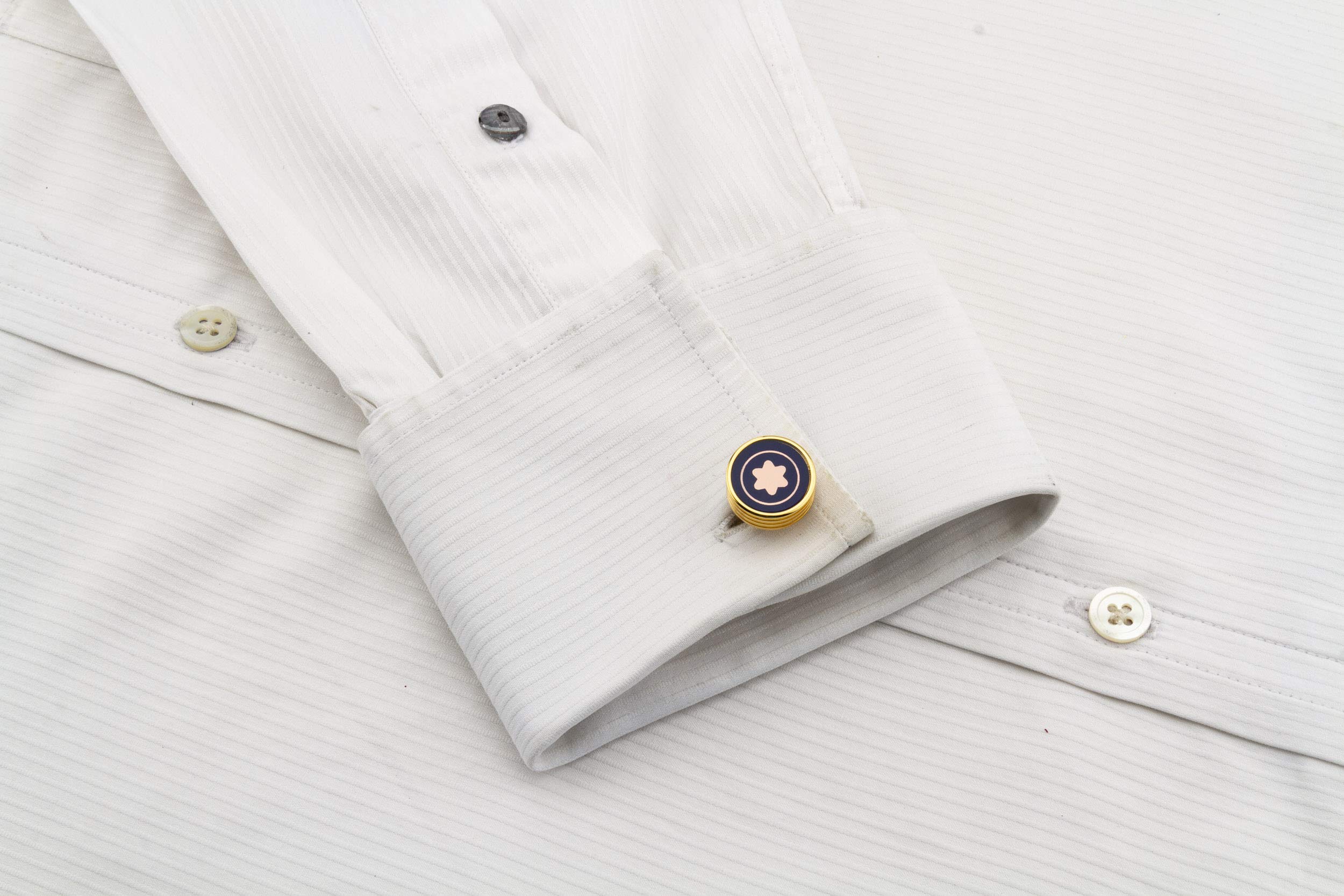 Men's Iconic Star Emblem Formal Executive Cufflinks