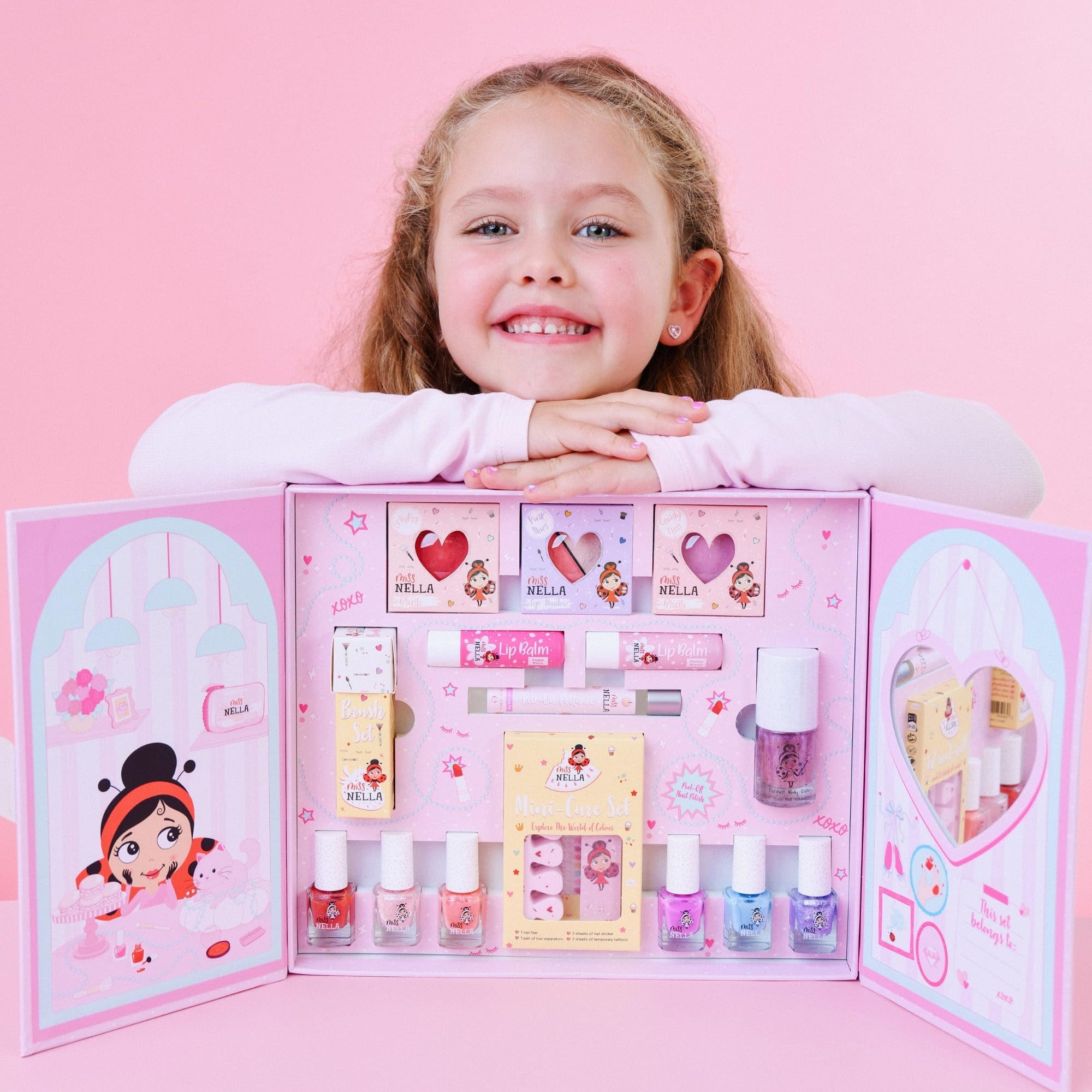 Miss Nella Sparkle & Glow Studio, Ungiftiges Kinder-Kosmetikset mit Peel-Off Nagellack, Lipbalm, Glitzer, 29 x 25 x 4 cm