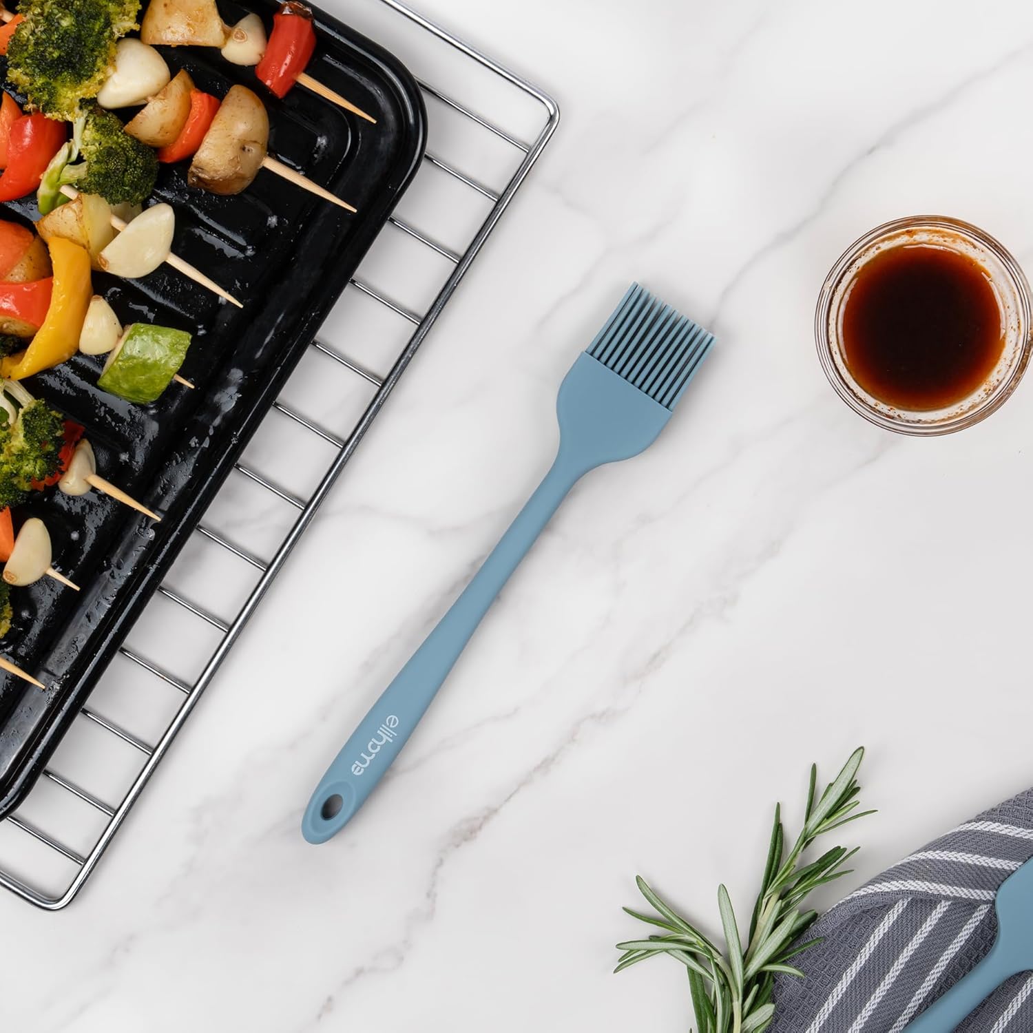 Elihome Mini Silicone Basting Pastry Brush, Cooking Brush for Oil Sauce Butter Marinades, Food Brushes for BBQ Grill Kitchen Baking, Baster Brushes Food Grade, 4 Pack Multi Color