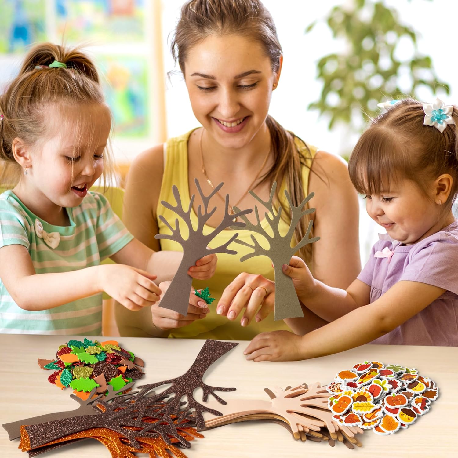 3sscha 24 Pack Fall Themed Foam Tree Sticker Craft for Kids - DIY Self-Adhesive Leaves Pumpkin Acorn Glitter Sticker Art Project Thanksgiving Classroom Home Activity Decor Autumn Party Favor Supplies