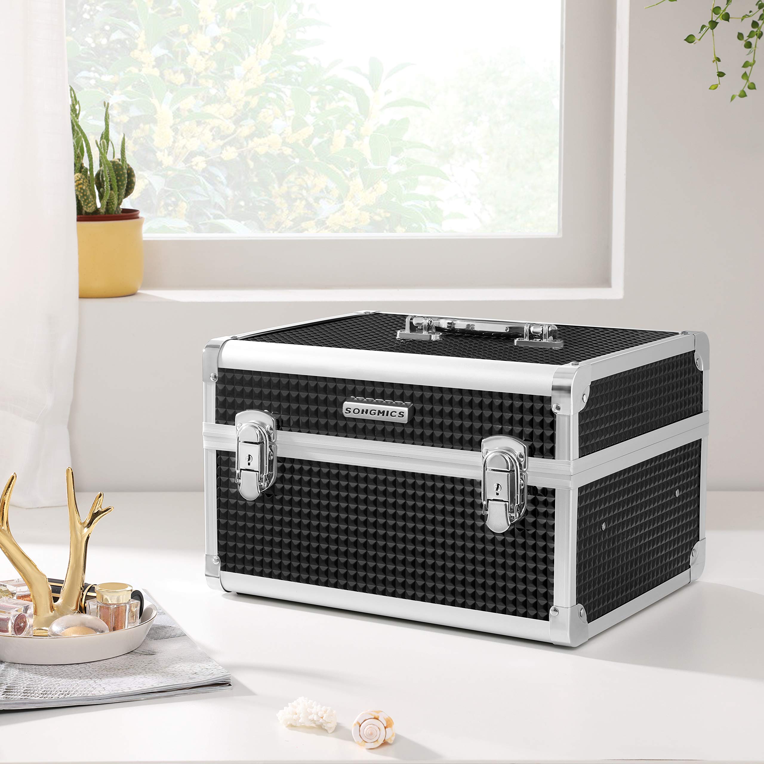 SONGMICS Kosmetikkoffer, Make-up Koffer für Reisen, Schminkkoffer, Aufbewahrung, für Friseure und Visagisten, mit herausnehmbarem Tablett, mit Schlössern, schwarz JBC328B01
