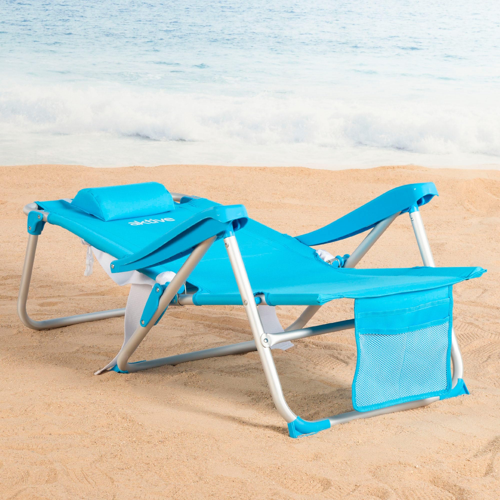 AKTIVE Sedia da spiaggia pieghevole 49x58x80 cm, con cuscino, sedia zaino pieghevole, schienale reclinabile, con due tasche, blu pastello (53983)