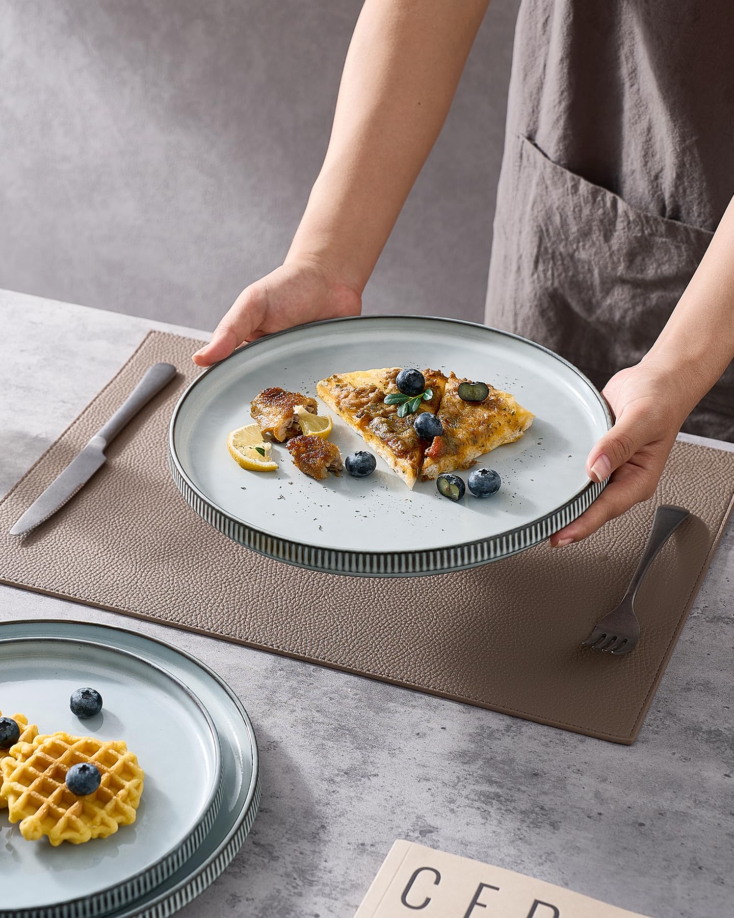 famiware Assiettes à dîner pour 15,2 cm – Résistantes aux rayures – Vaisselle en grès moderne et rustique – Bleu fumé