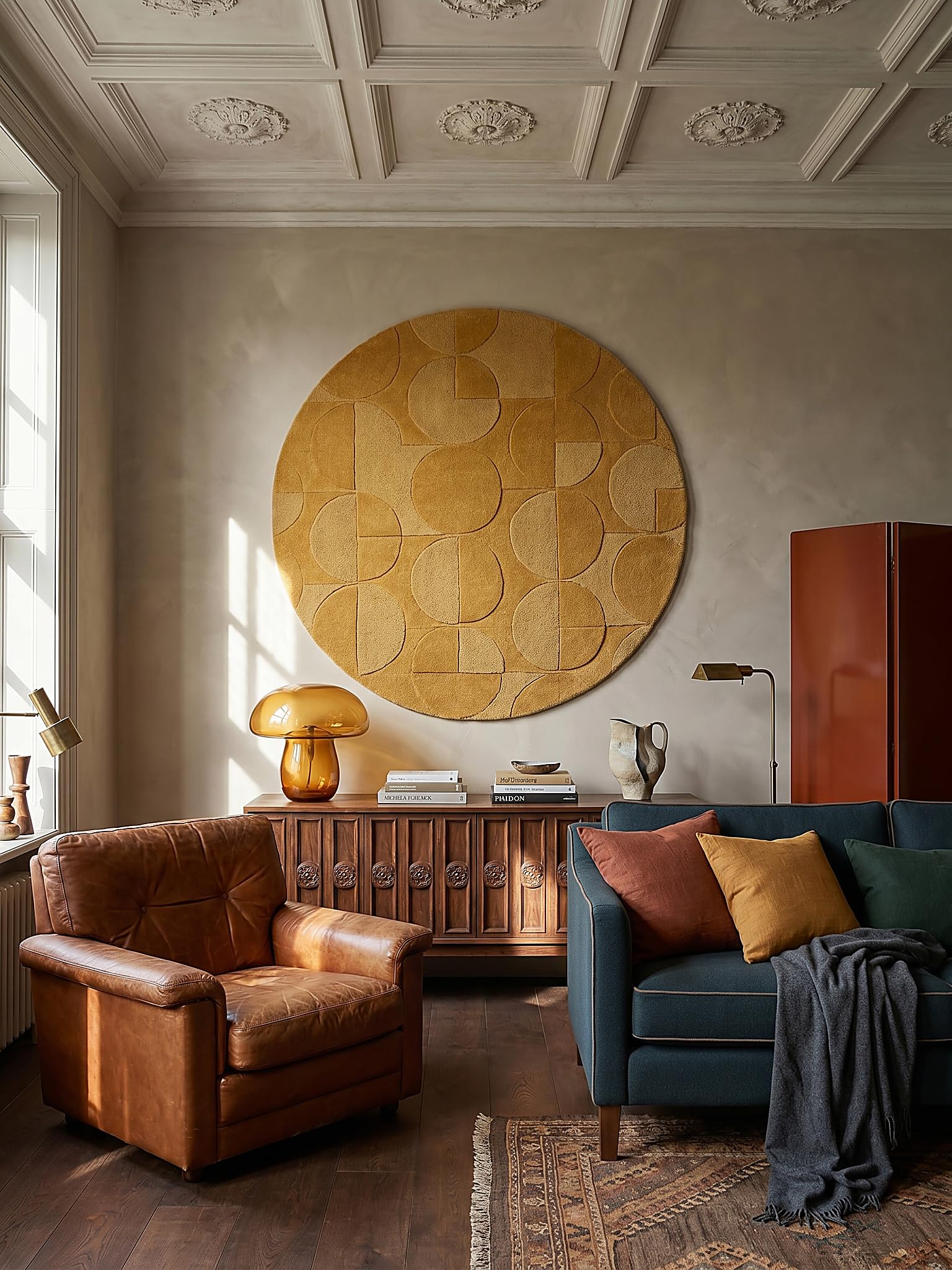 Tapis en Laine Motif Géométrique Dense et Robuste Jaune Moutarde Ø 160 cm Rond Salle à Manger | DEBEN