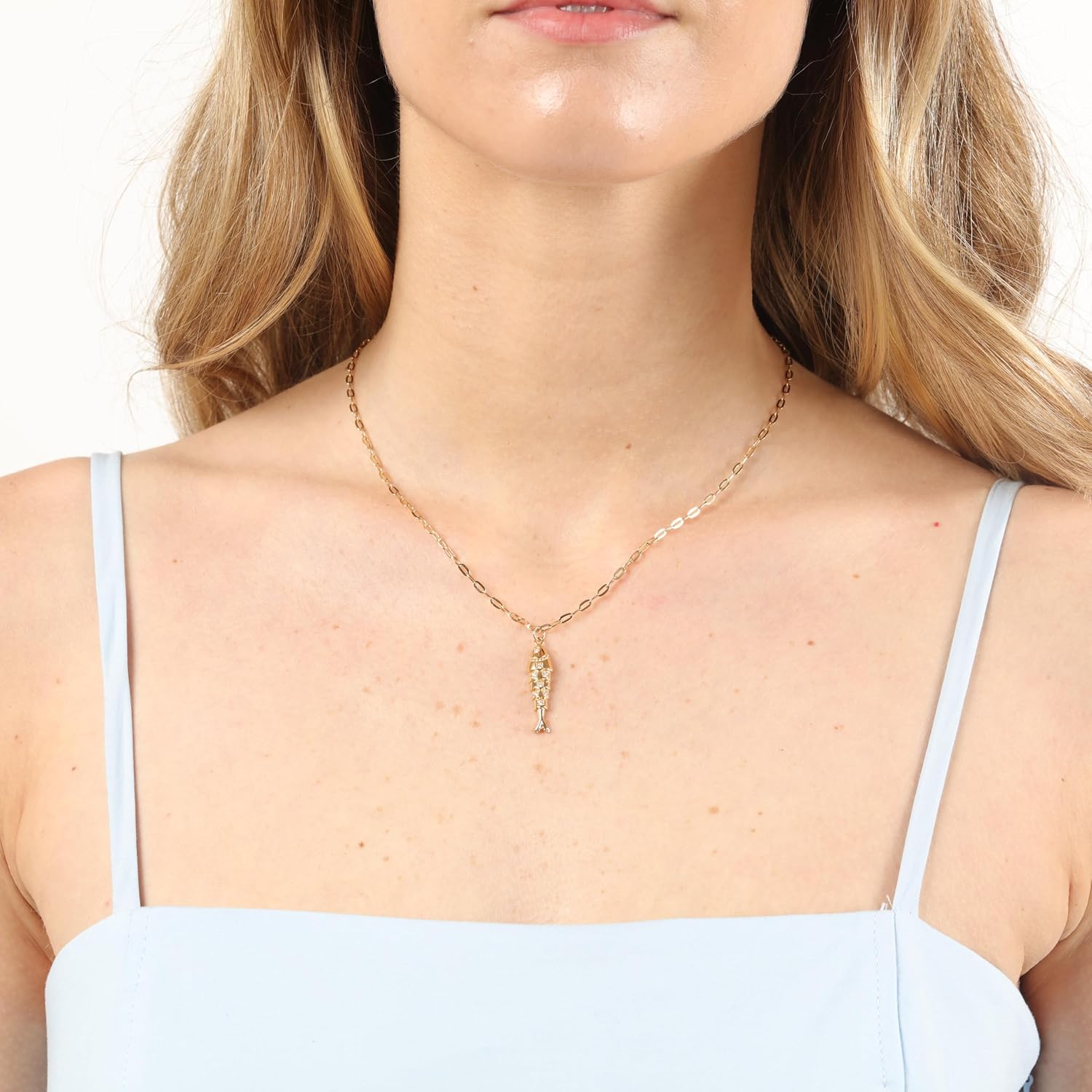 Lavari Jewelers 1/10 Carat Lab Grown Diamond Fish Pendant for Women - 18k Yellow Gold Plated 925 Sterling Silver Diamond Pendant Necklace for Her - Adjustable 16 to 18 Inch Chain w Lobster Claw Clasp - Image 4