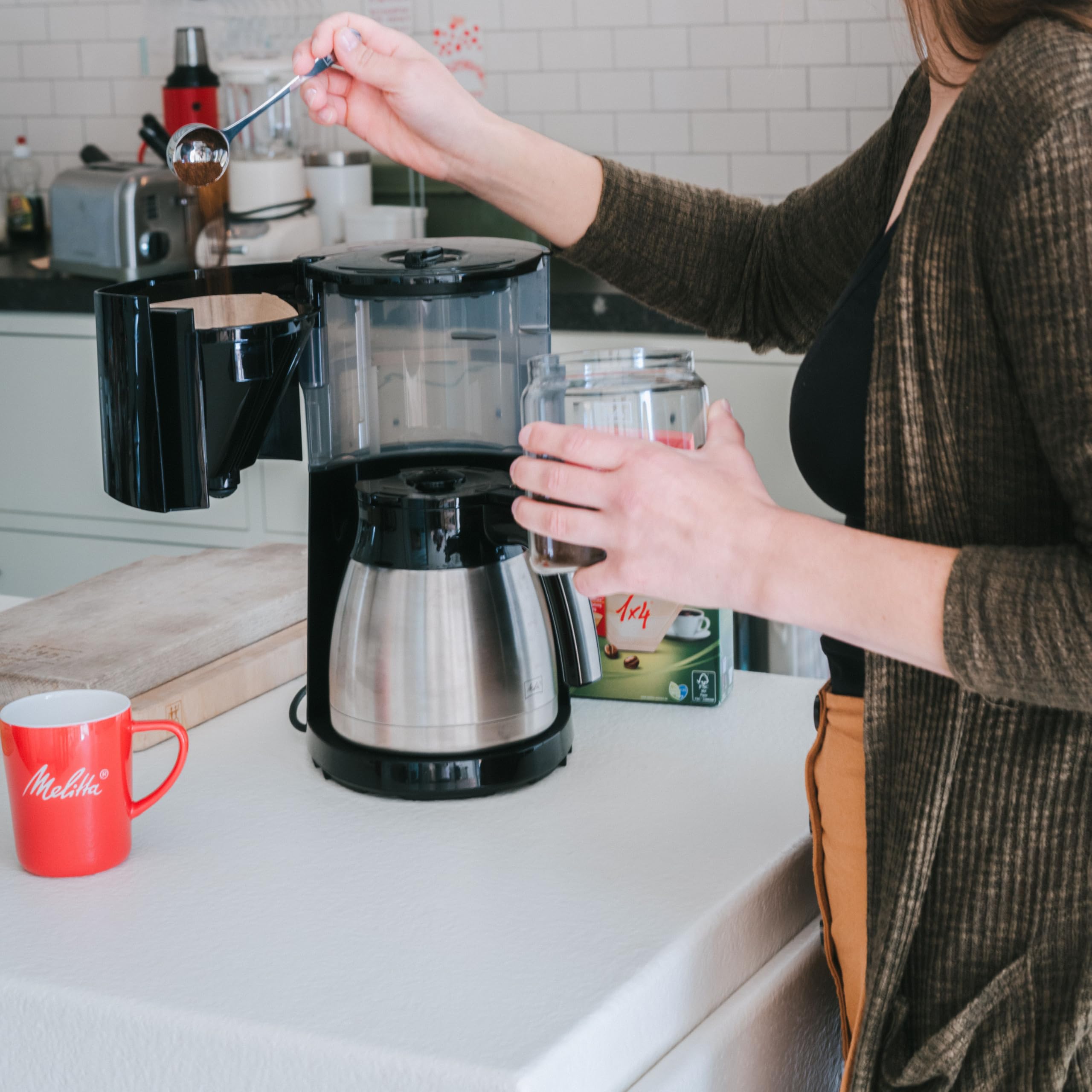 Melitta Cafetière à Filtre avec Verseuse Isotherme en Acier Inoxydable, Noir/Acier Brossé, 1017-08