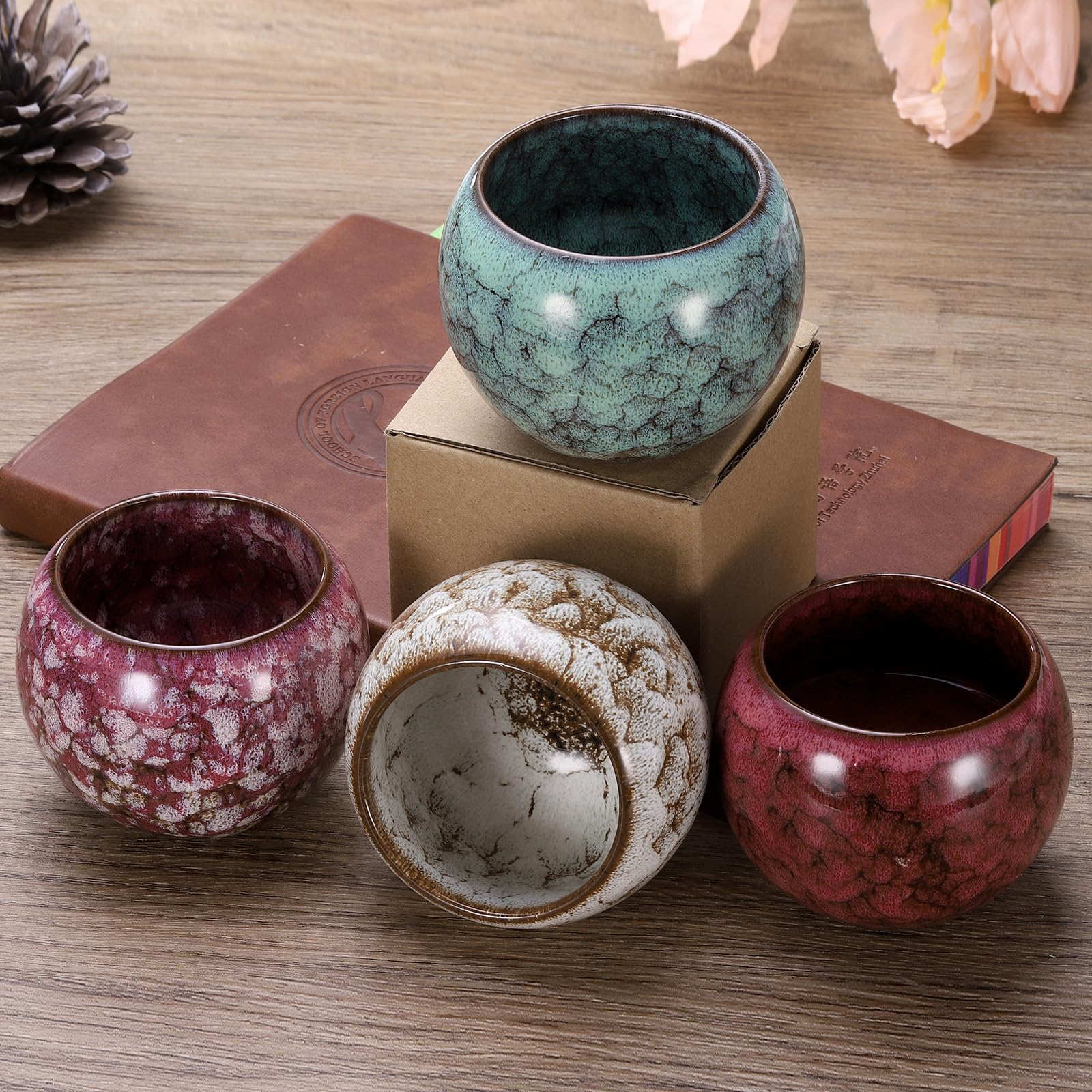 QUARKZMAN 2pz Tazze Tè Cinesi Giapponesi Ceramica 5,07 oz Set Tè Gong Fu Fare a Mano Smaltato Ceramica Senza Manico Piccola Tazza Tè per Tè Mate Caffè Vino Bevande Casa e Regali, Beige