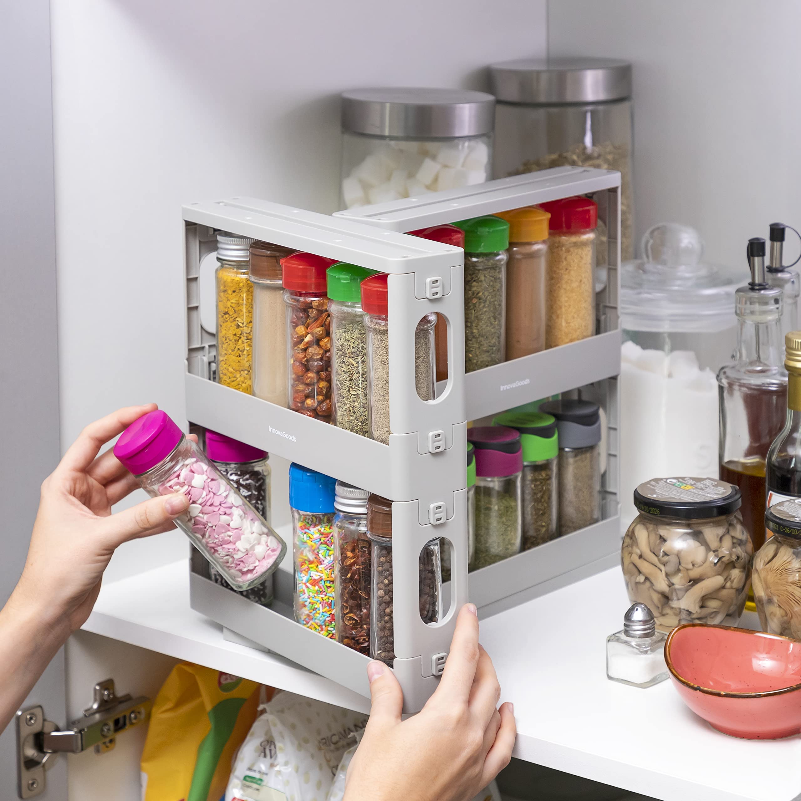 InnovaGoods® Organisateur d'épices coulissant et pivotant Rispick InnovaGoods, stocke tes épices de manière ordonnée et accessible, design compact, idéal pour la cuisine.